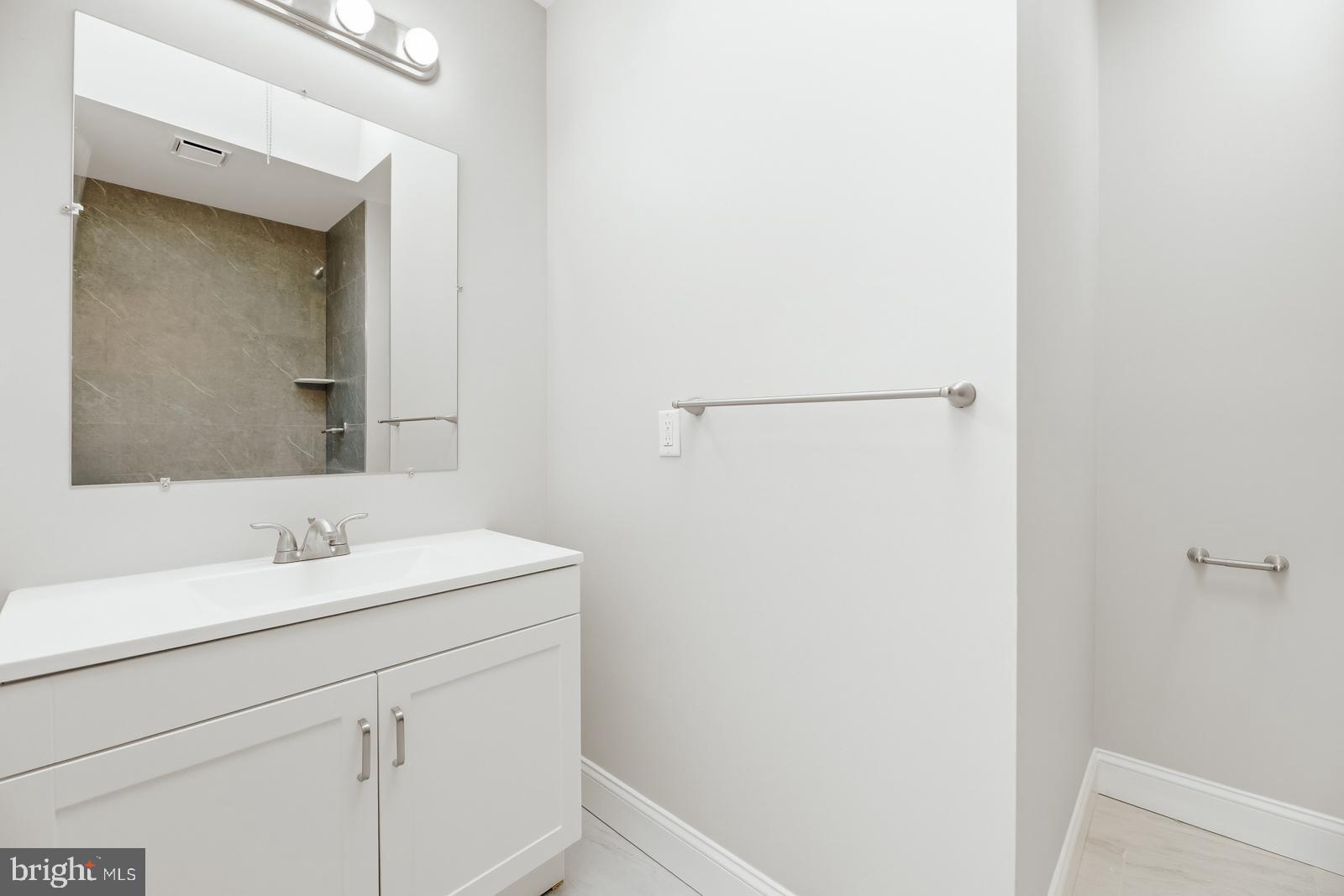 MAYFAIR - Residential