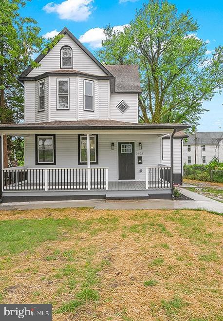 605 WOODBOURNE AVENUE