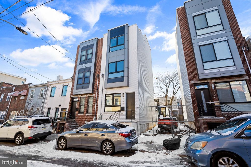 Photo of 516 Pierce Street, PHILADELPHIA, PA 19148 (MLS # PAPH2566988)