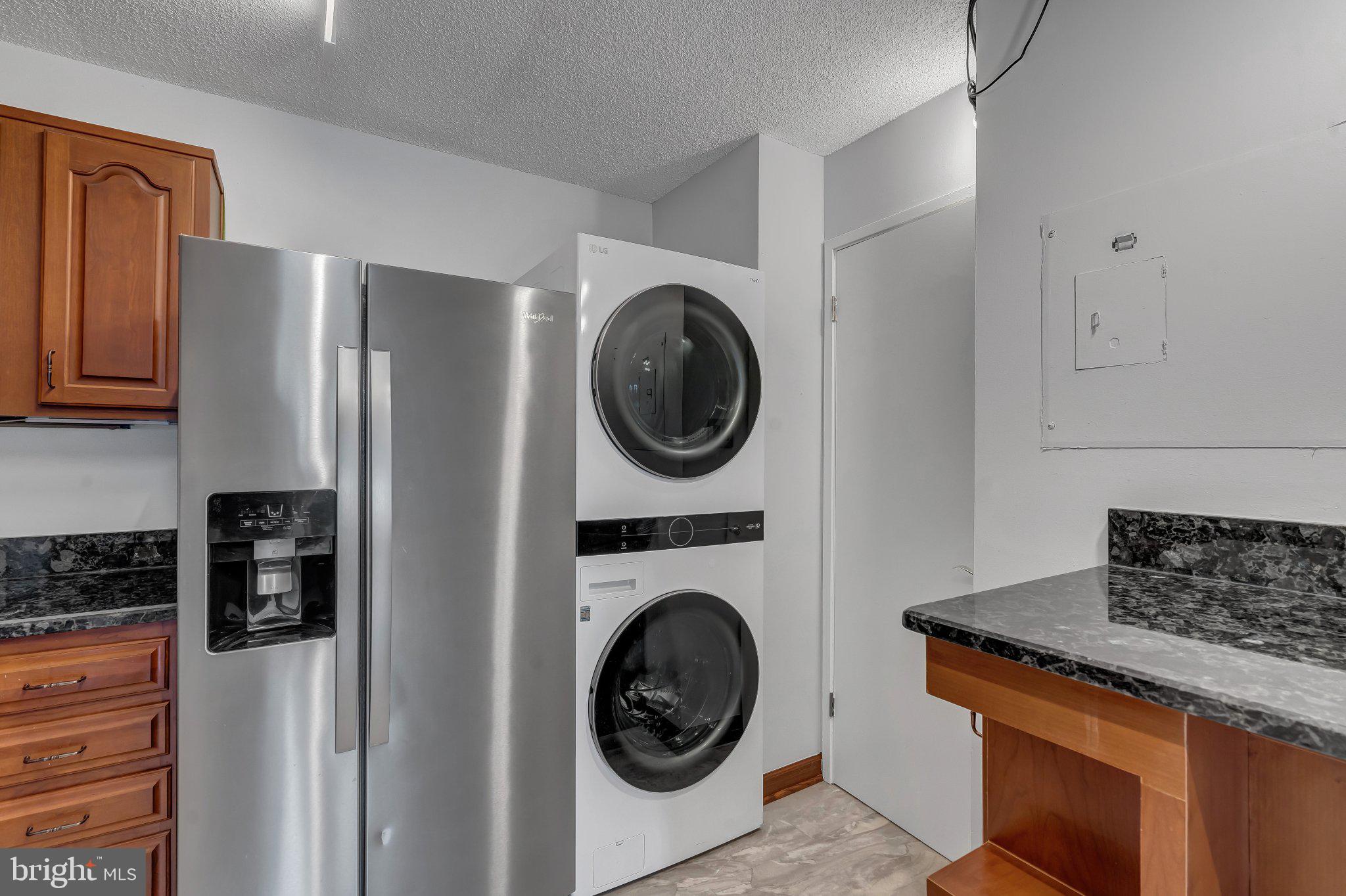 WATERGATE AT LANDMARK - Residential