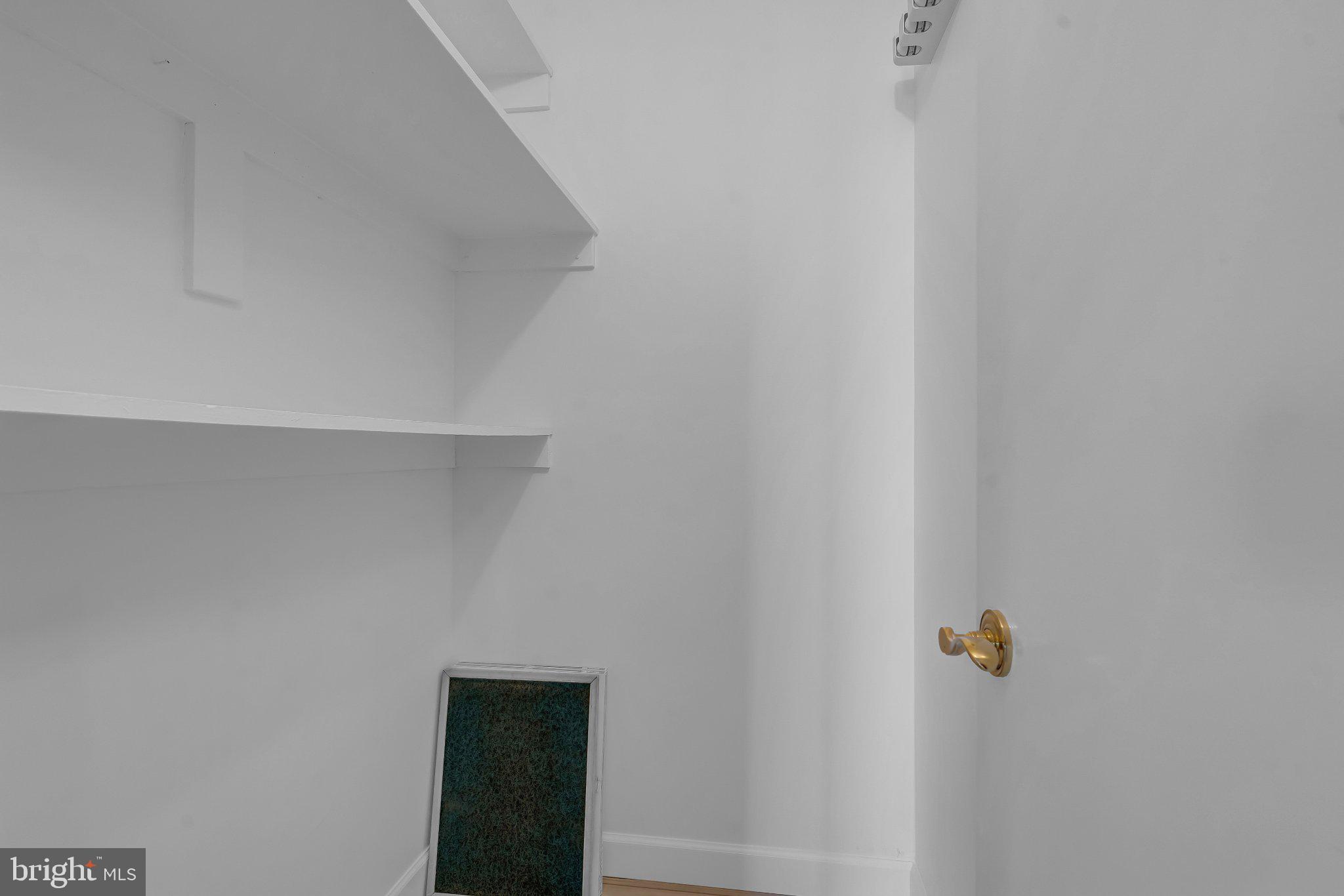 WATERGATE AT LANDMARK - Residential