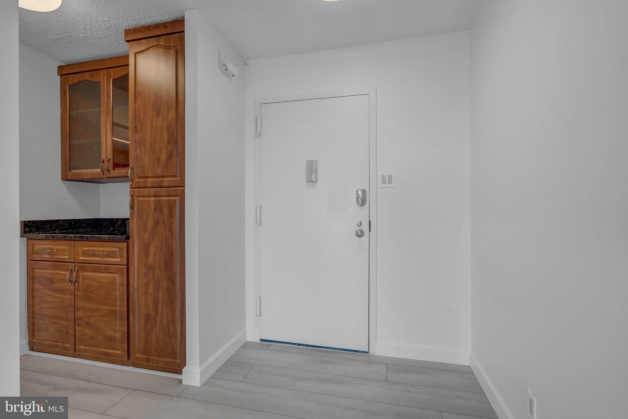 WATERGATE AT LANDMARK - Residential