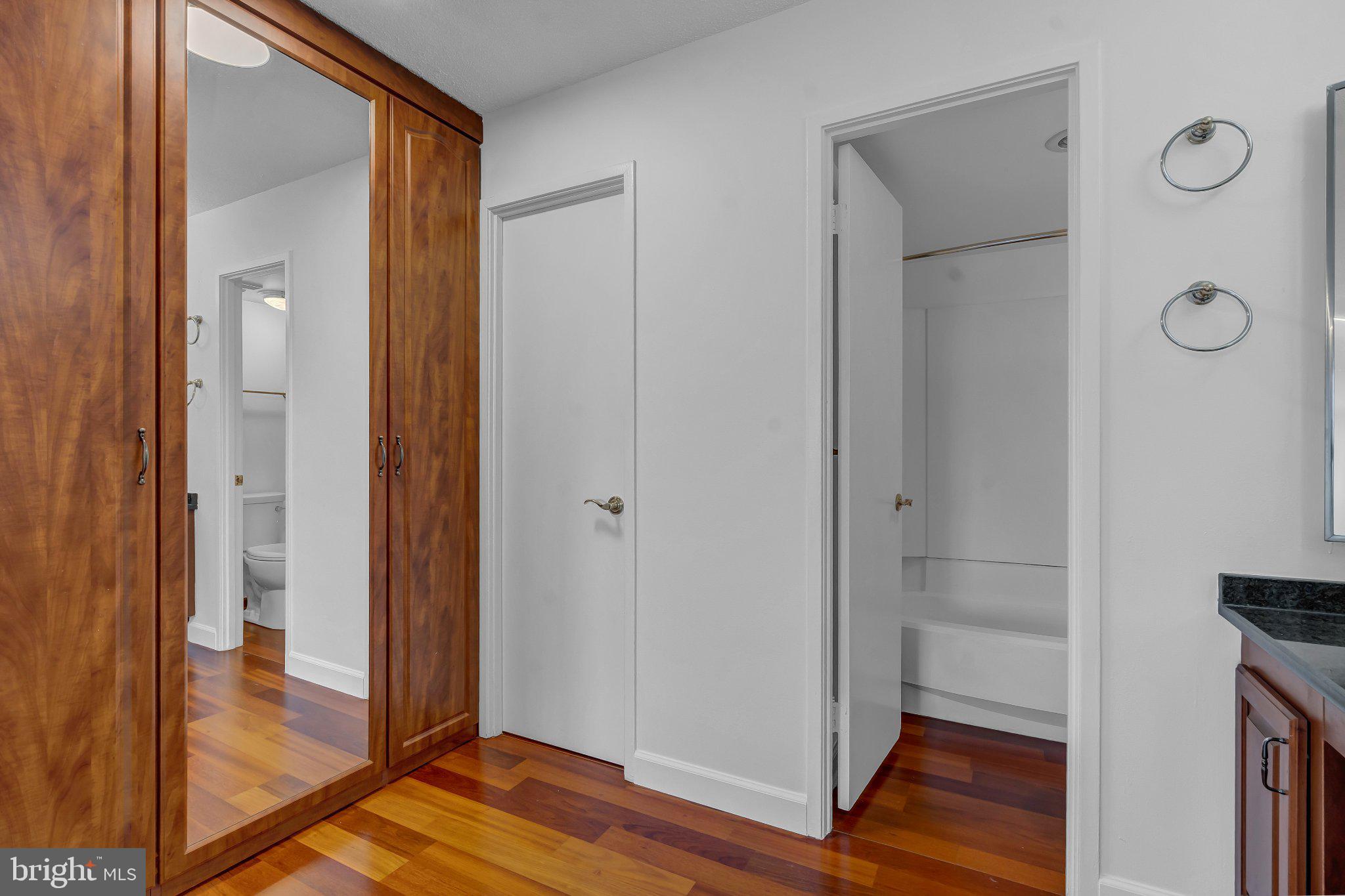 WATERGATE AT LANDMARK - Residential