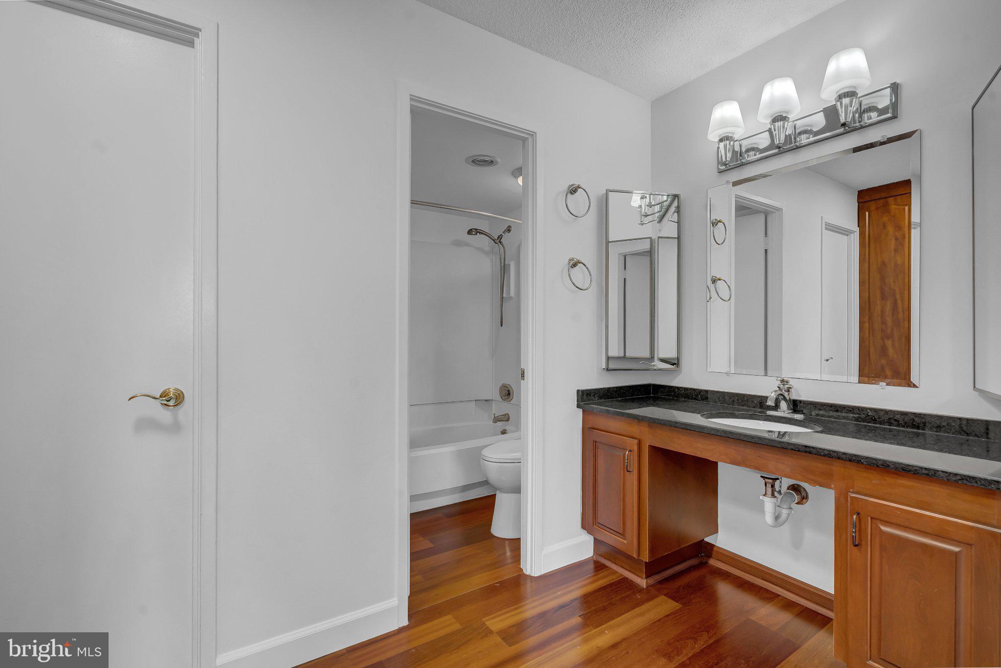 WATERGATE AT LANDMARK - Residential