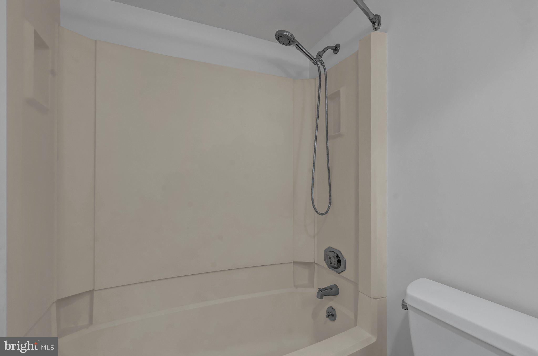 WATERGATE AT LANDMARK - Residential