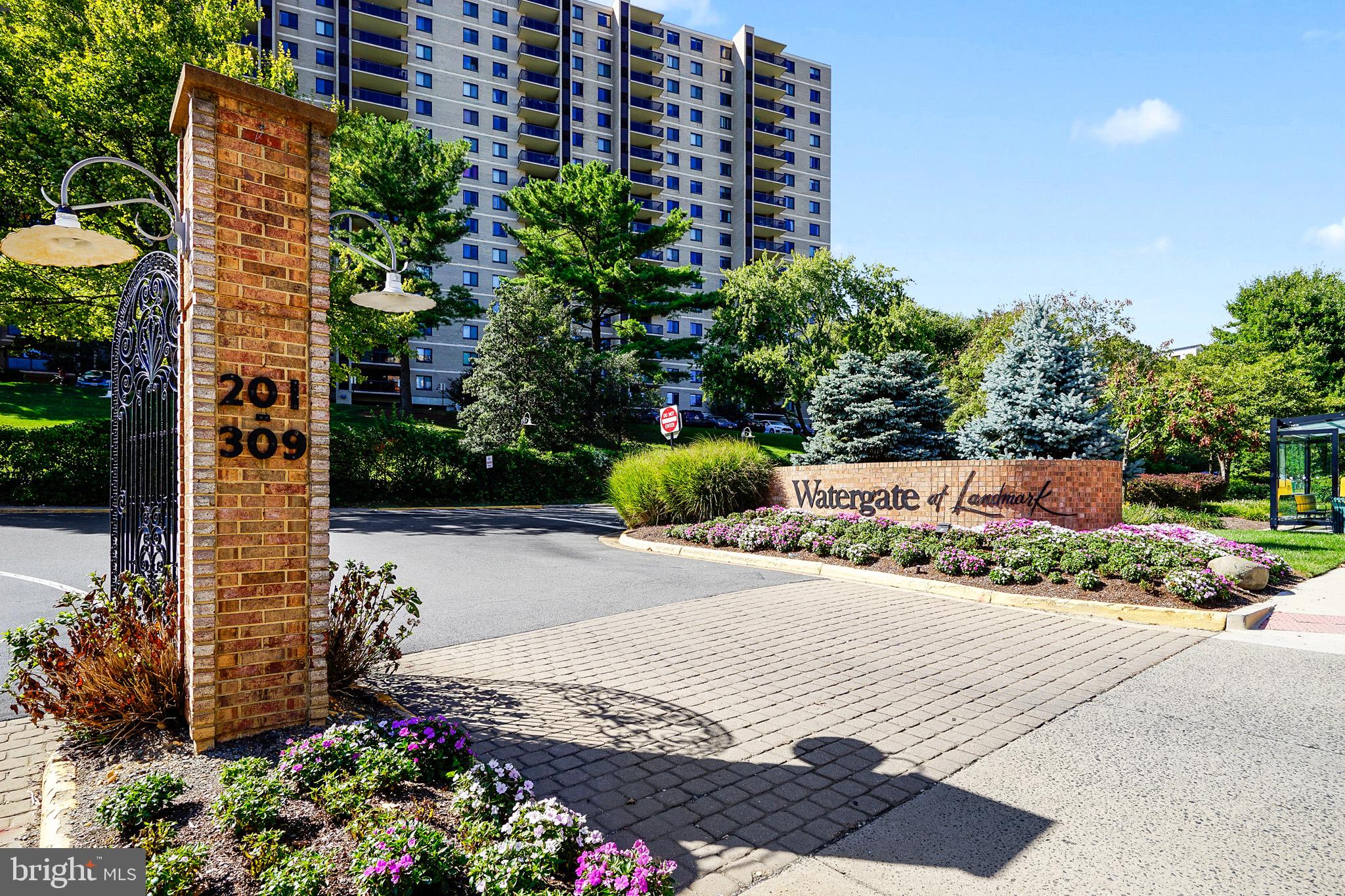 WATERGATE AT LANDMARK - Residential