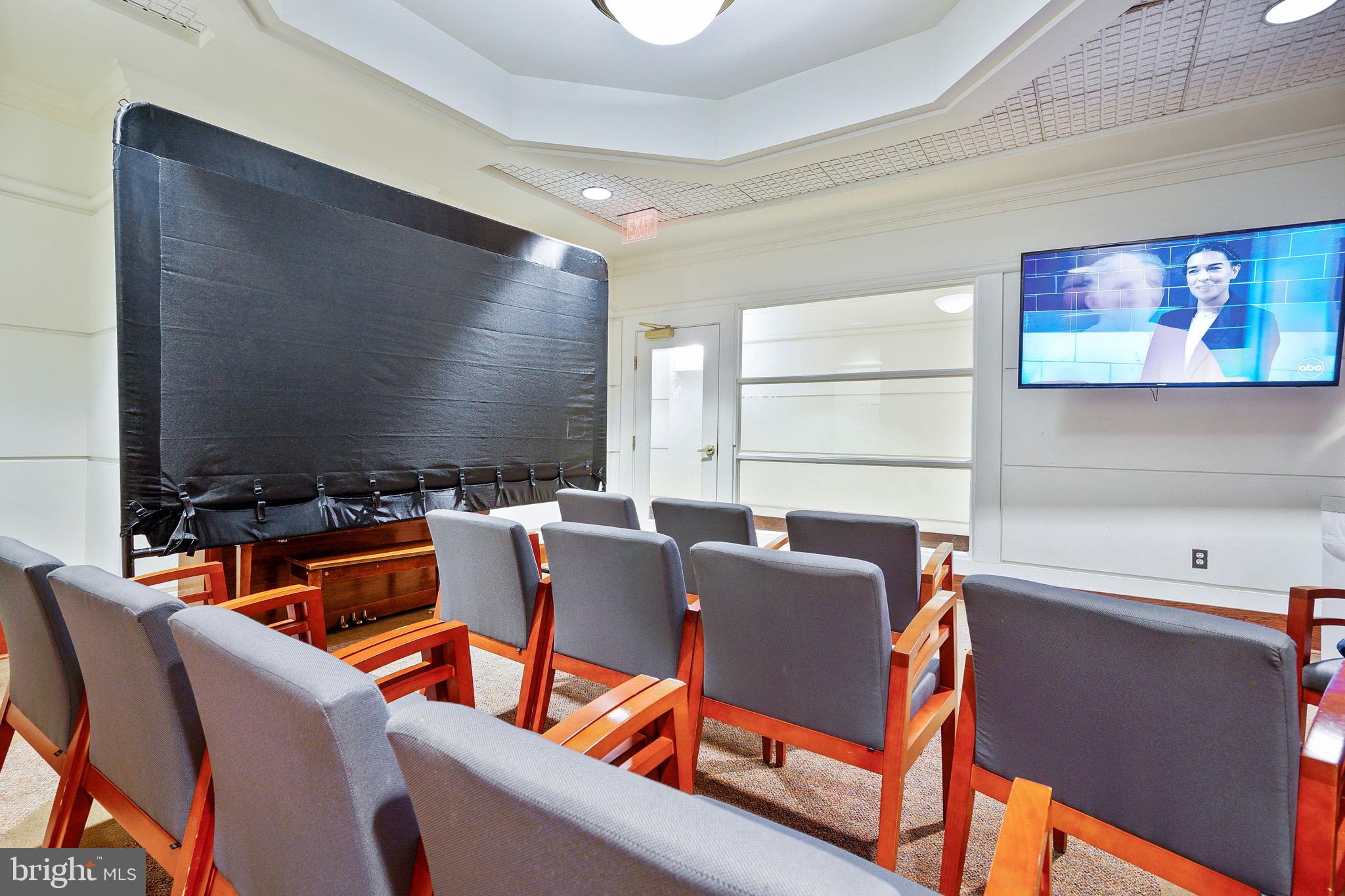 WATERGATE AT LANDMARK - Residential