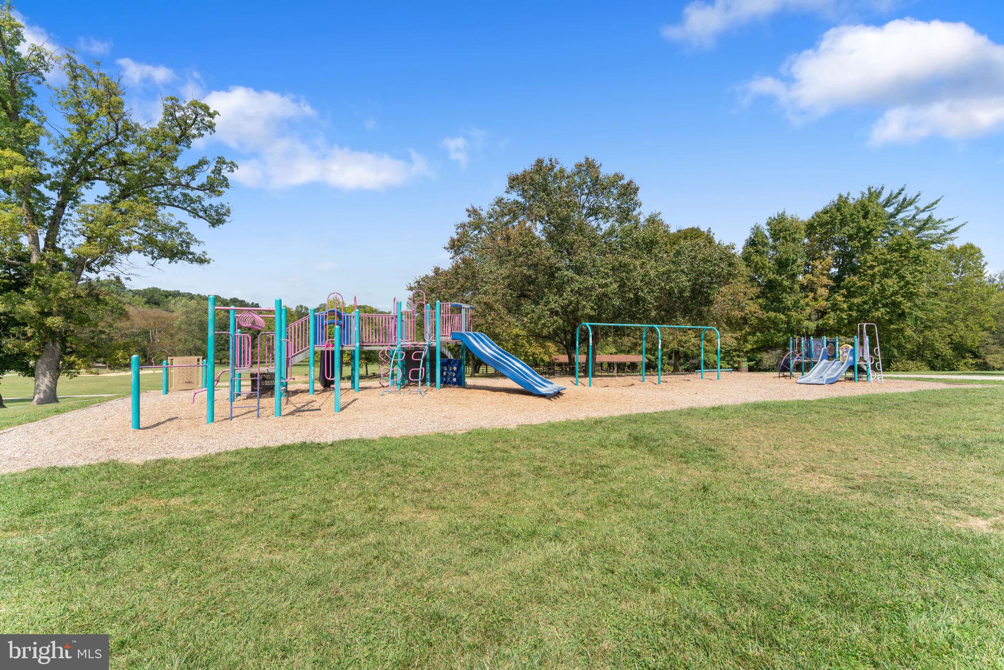 CATONSVILLE MANOR - Residential Income