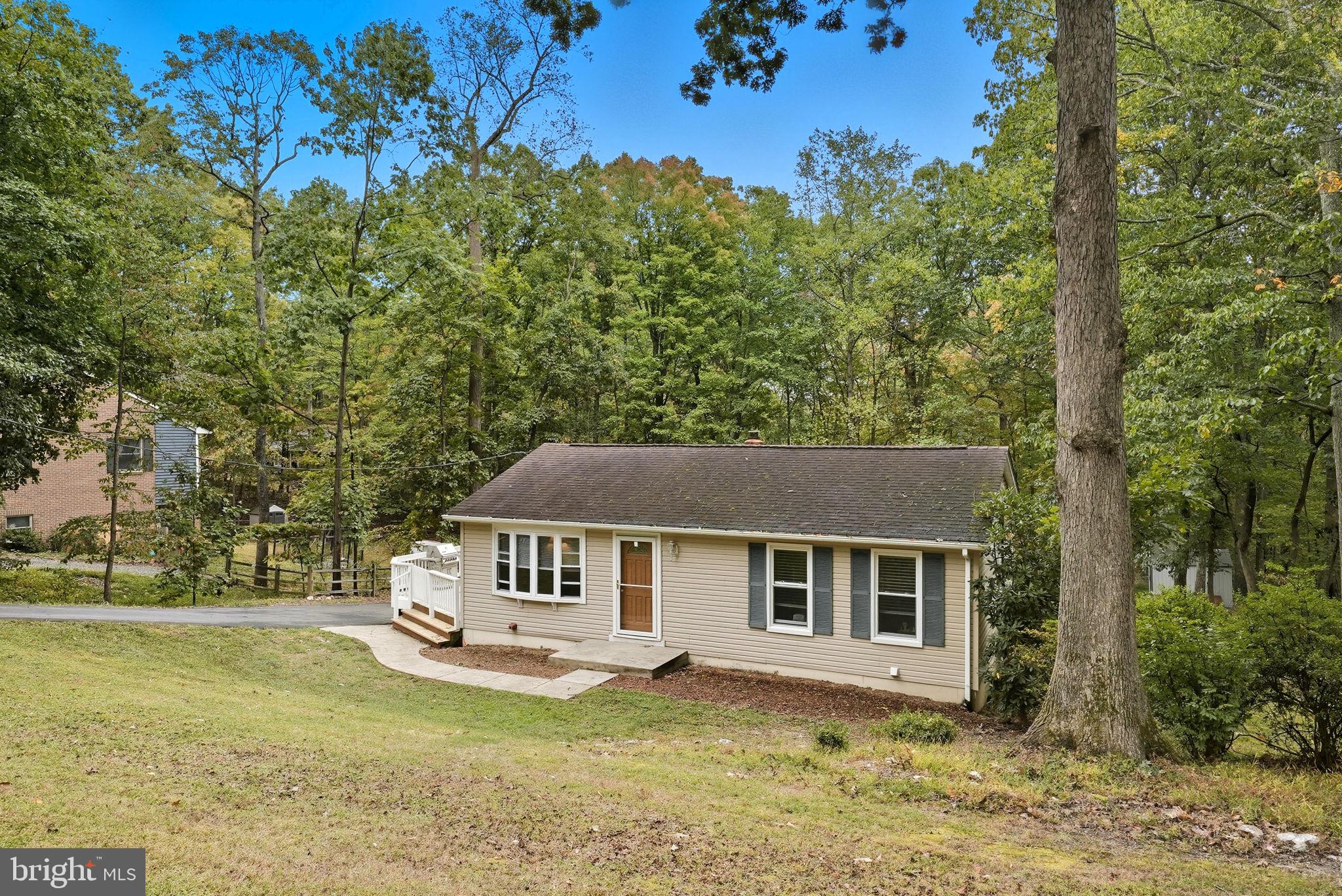 1403 MERCER ROAD