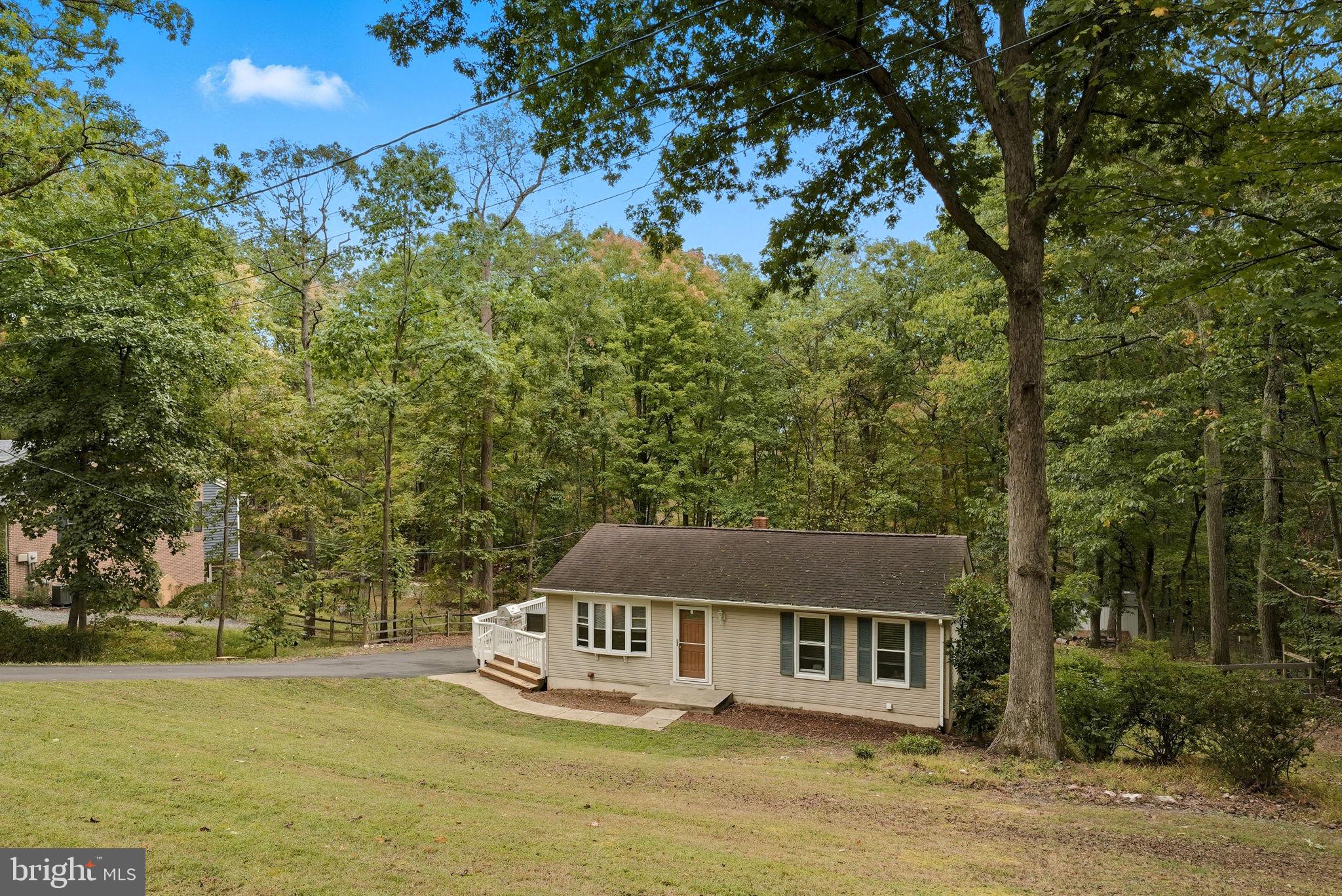 1403 MERCER ROAD