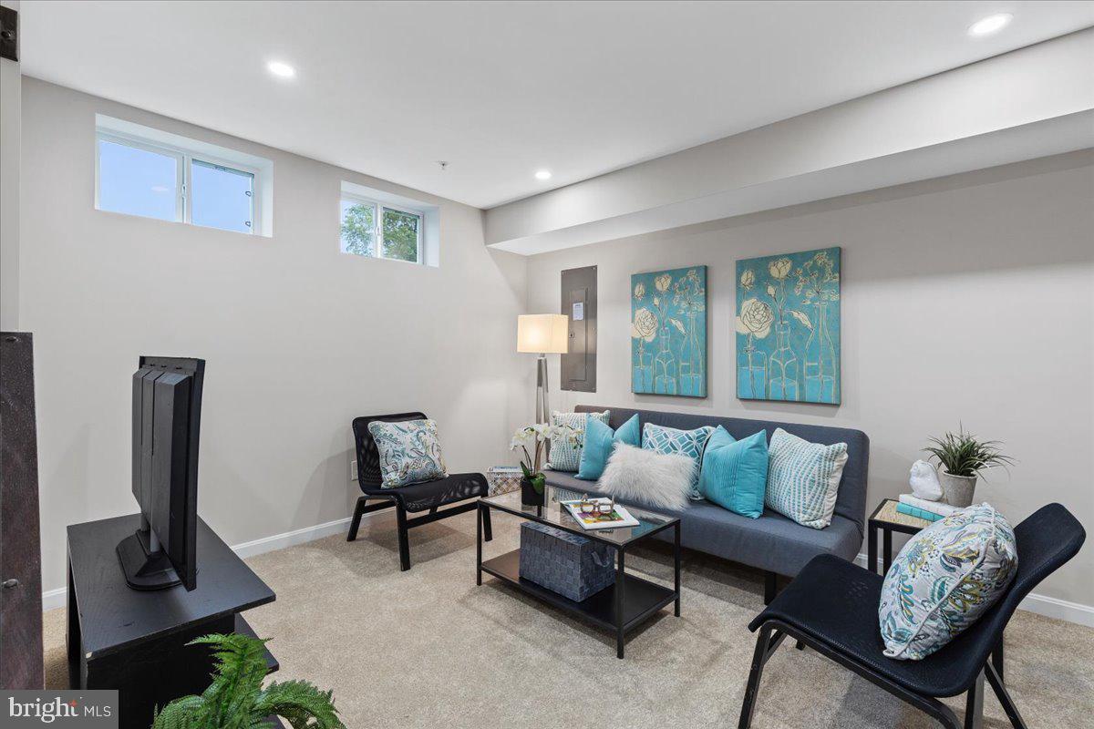 GREATER CAPITOL HEIGHTS - Residential