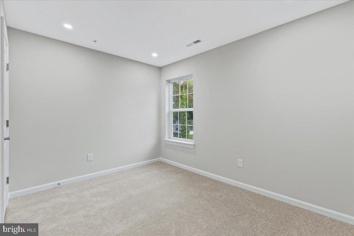 GREATER CAPITOL HEIGHTS - Residential