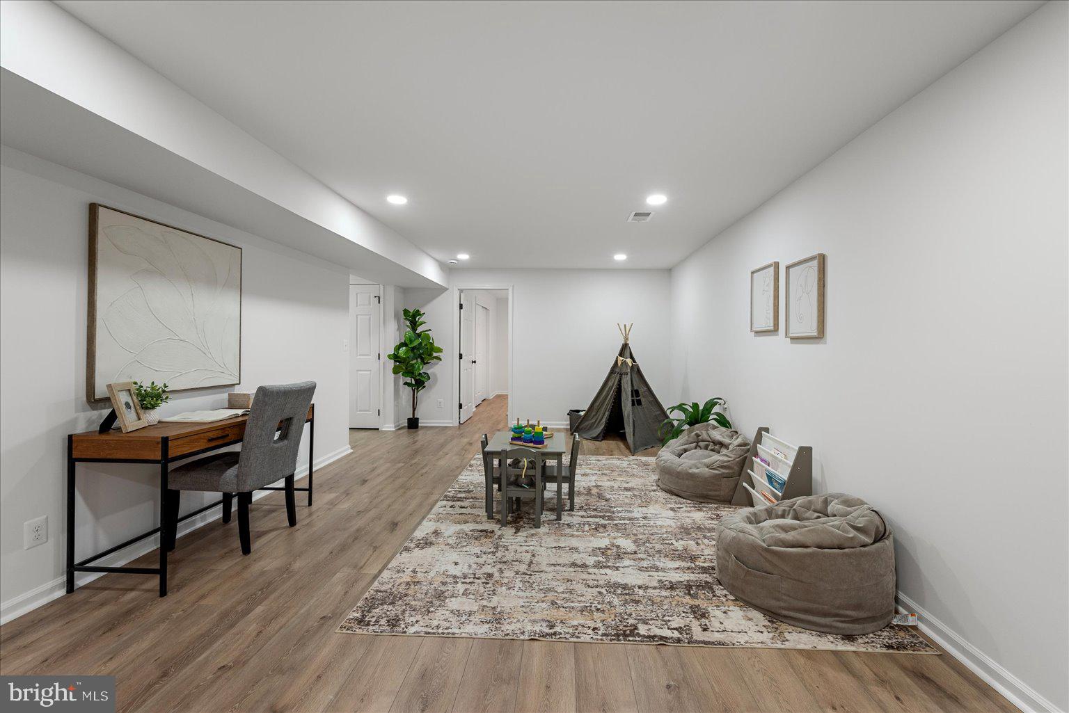 ARROWOOD - Residential