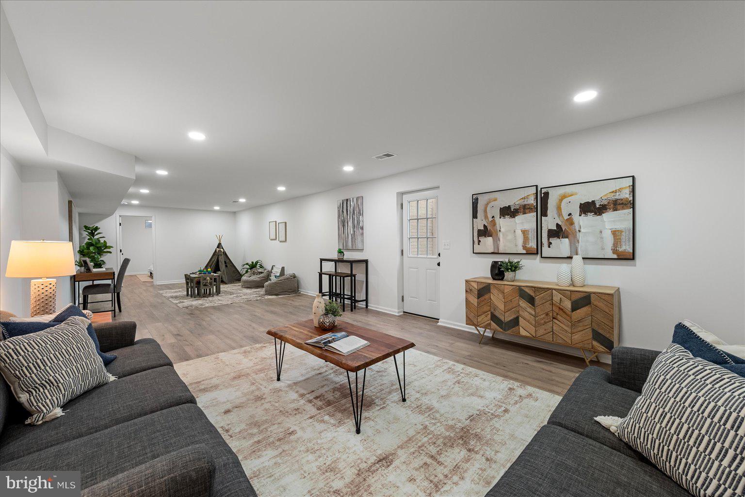 ARROWOOD - Residential