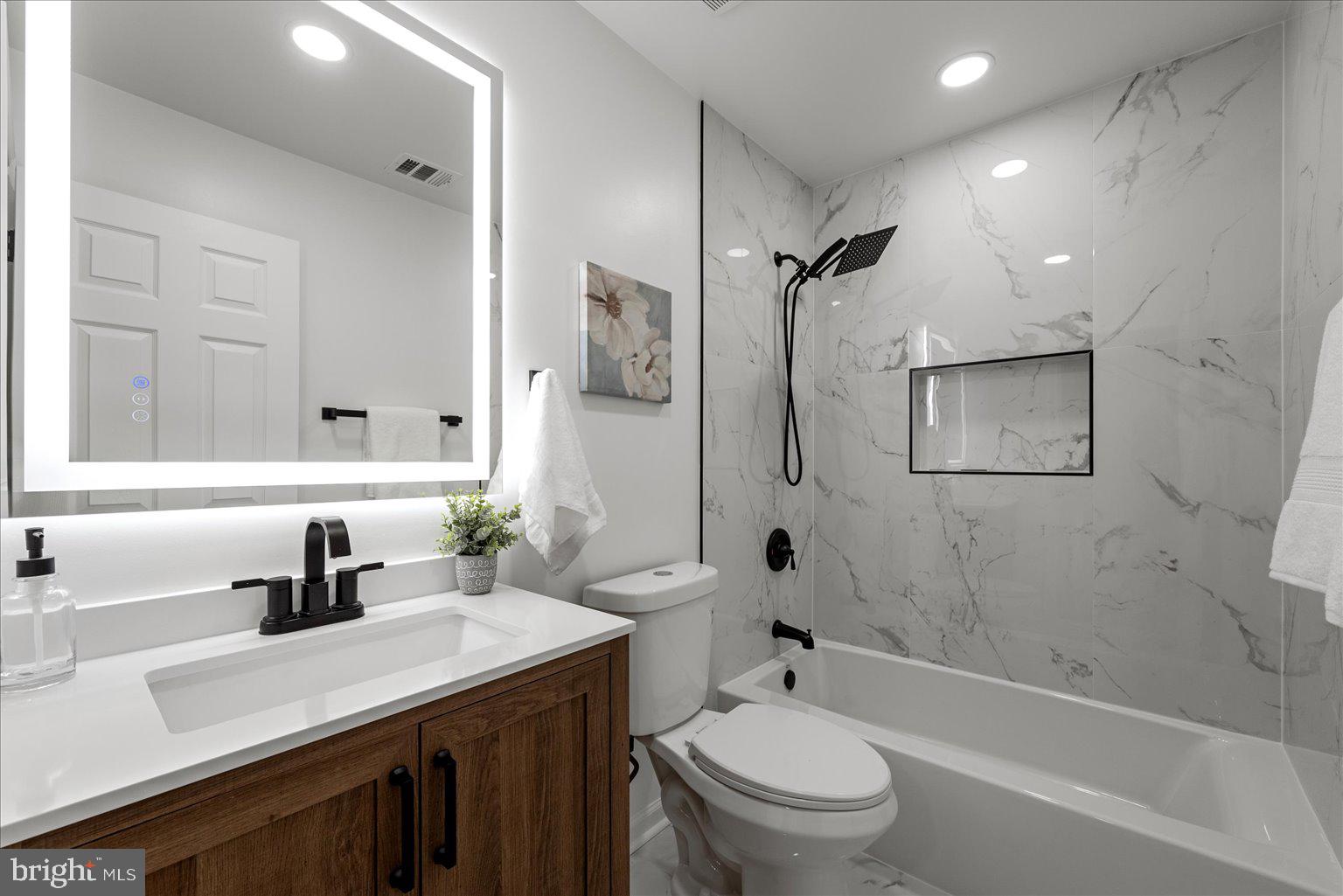 ARROWOOD - Residential