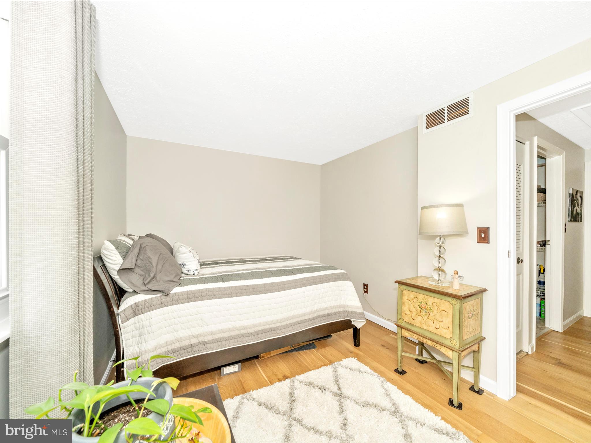 GUNNERS LAKE VILLAGE - Residential