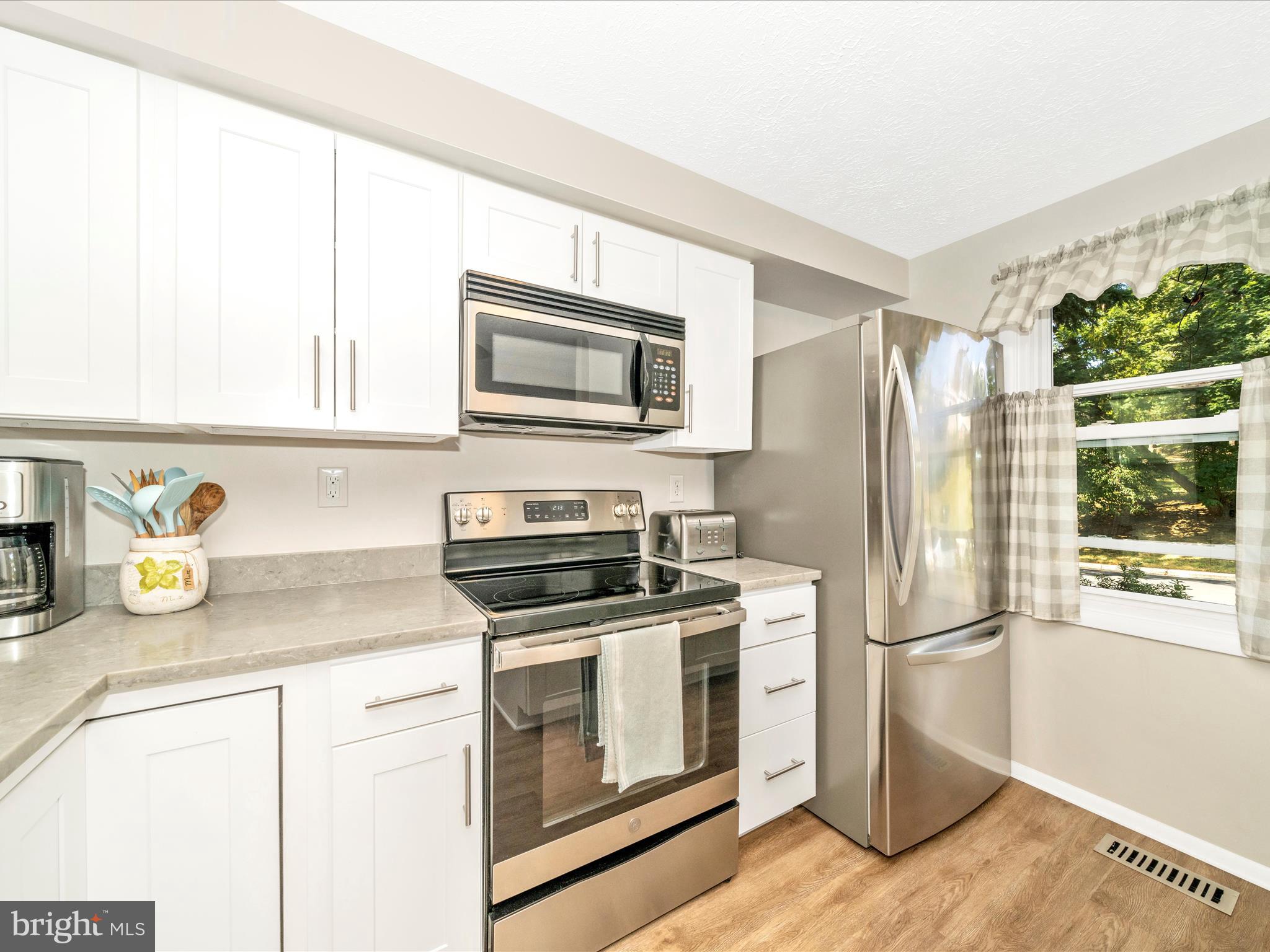 GUNNERS LAKE VILLAGE - Residential