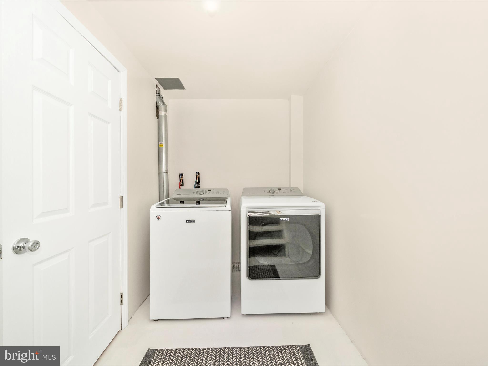 GUNNERS LAKE VILLAGE - Residential