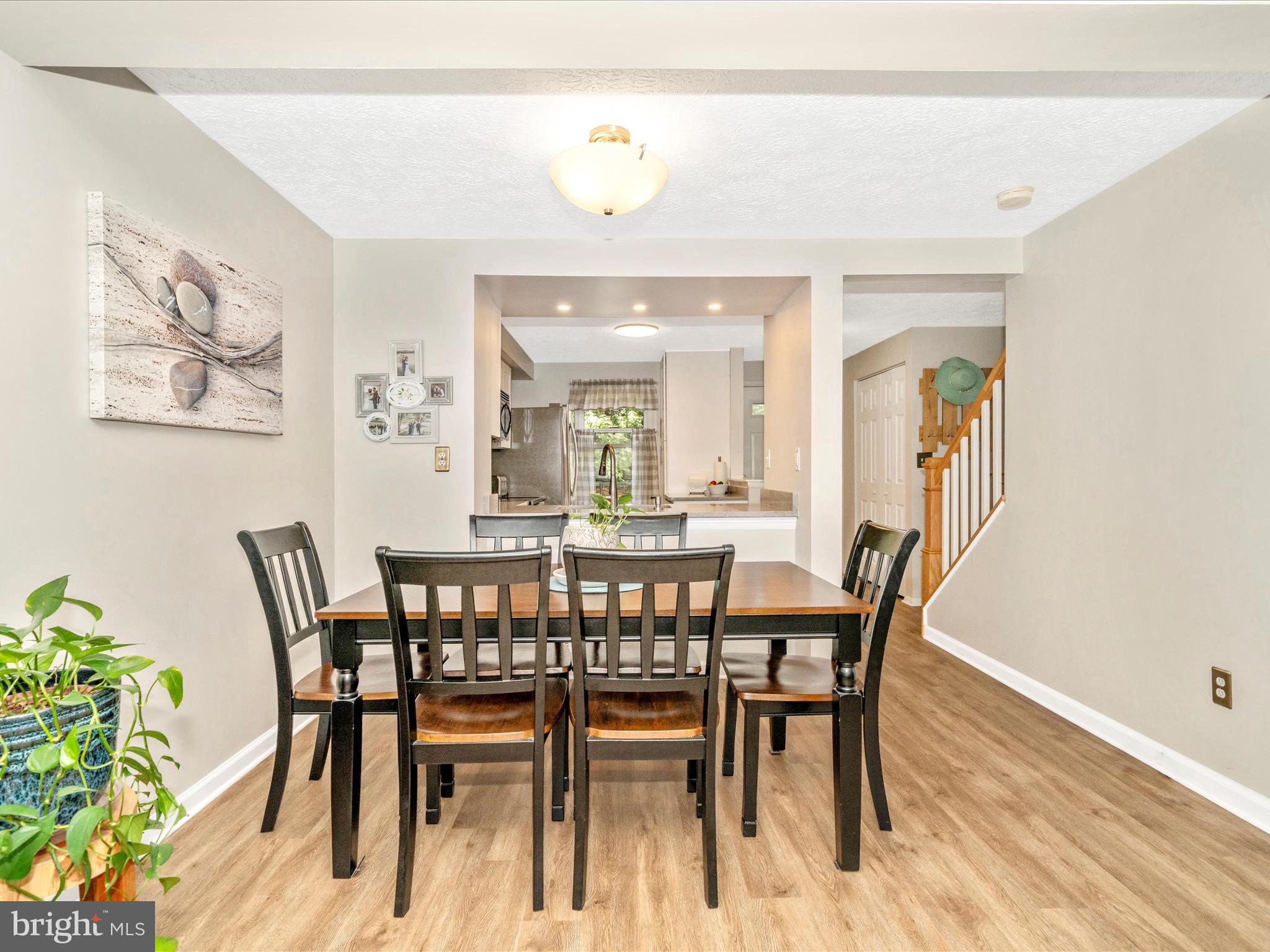 GUNNERS LAKE VILLAGE - Residential