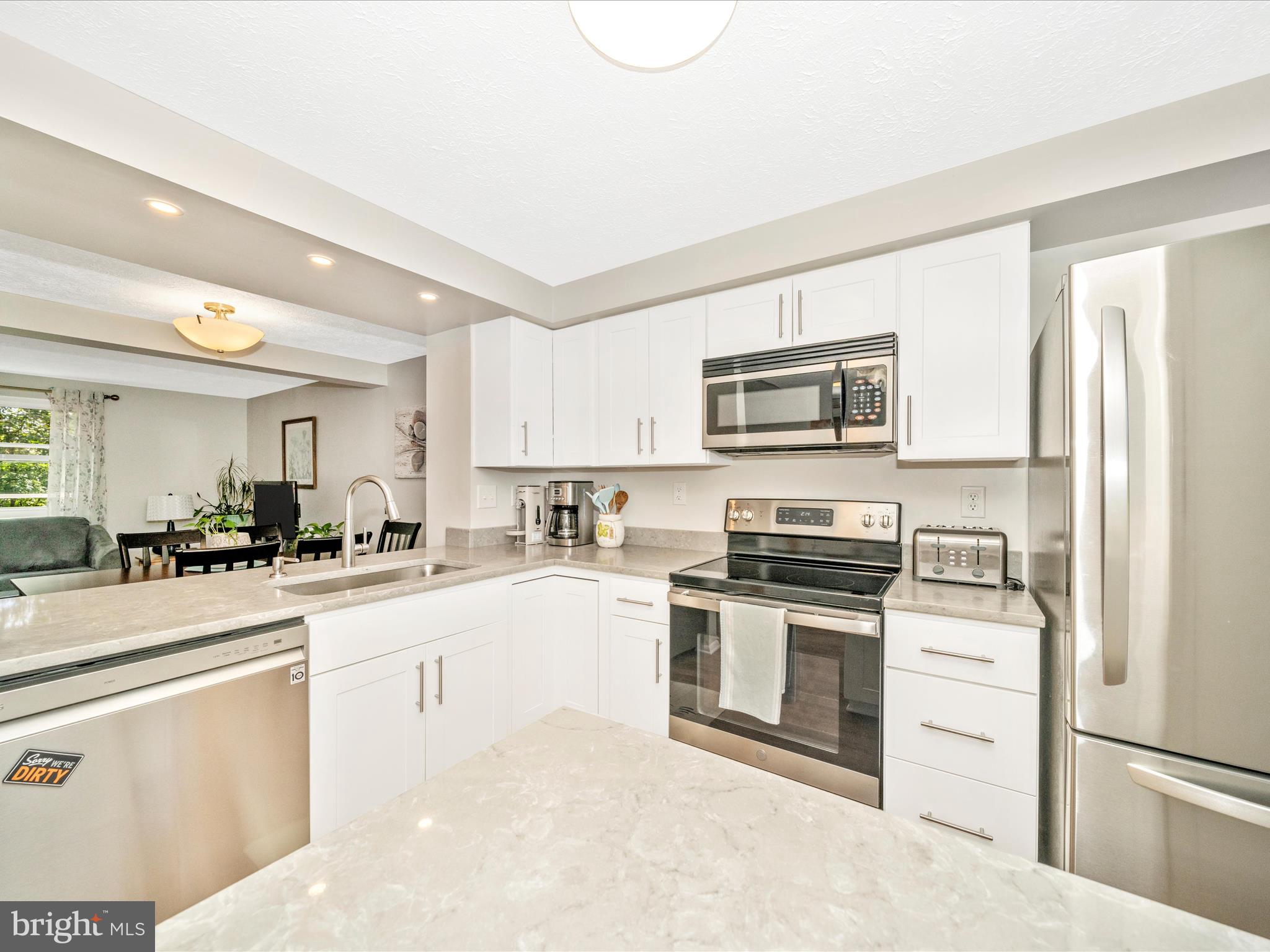 GUNNERS LAKE VILLAGE - Residential