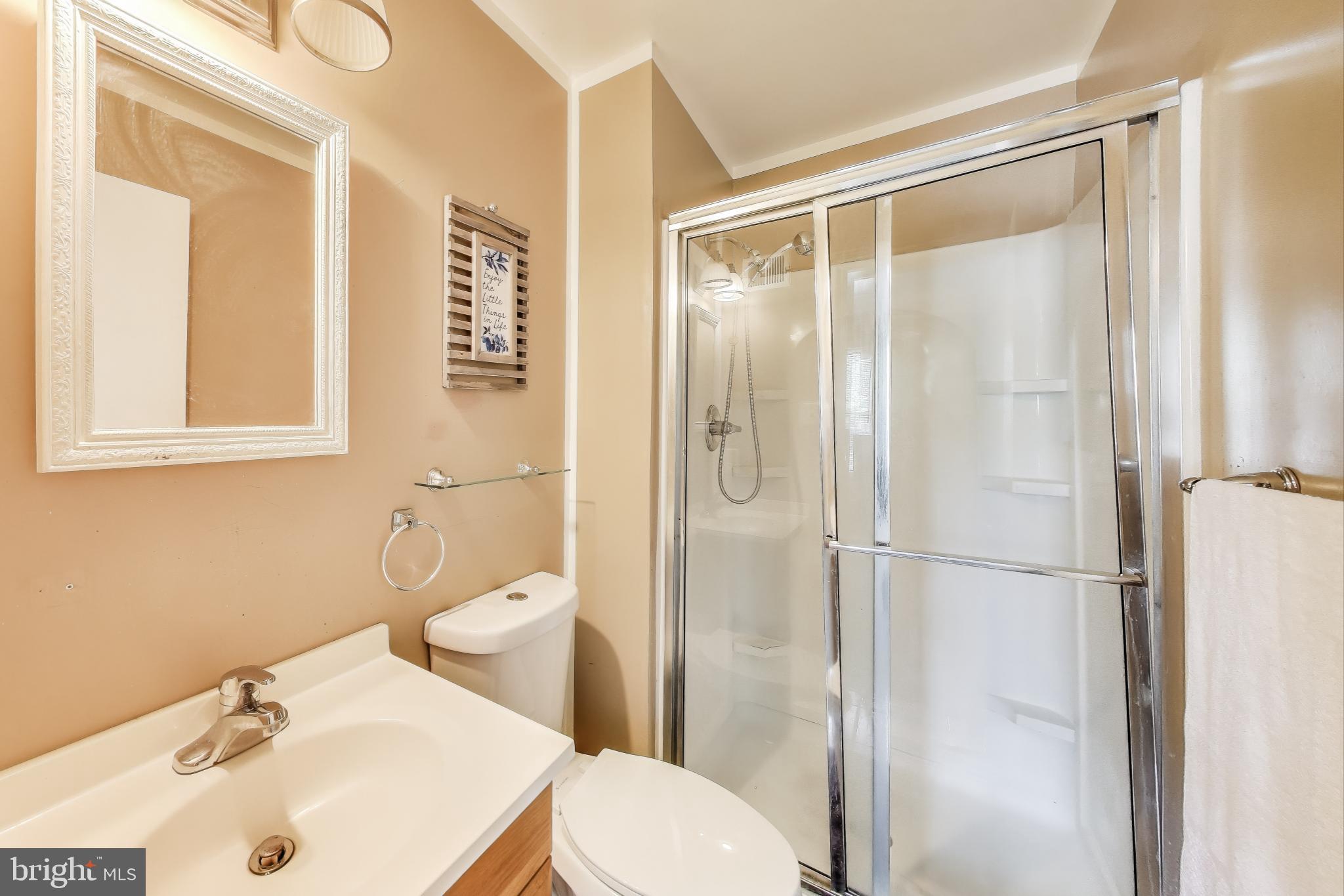 HILLCREST - Residential