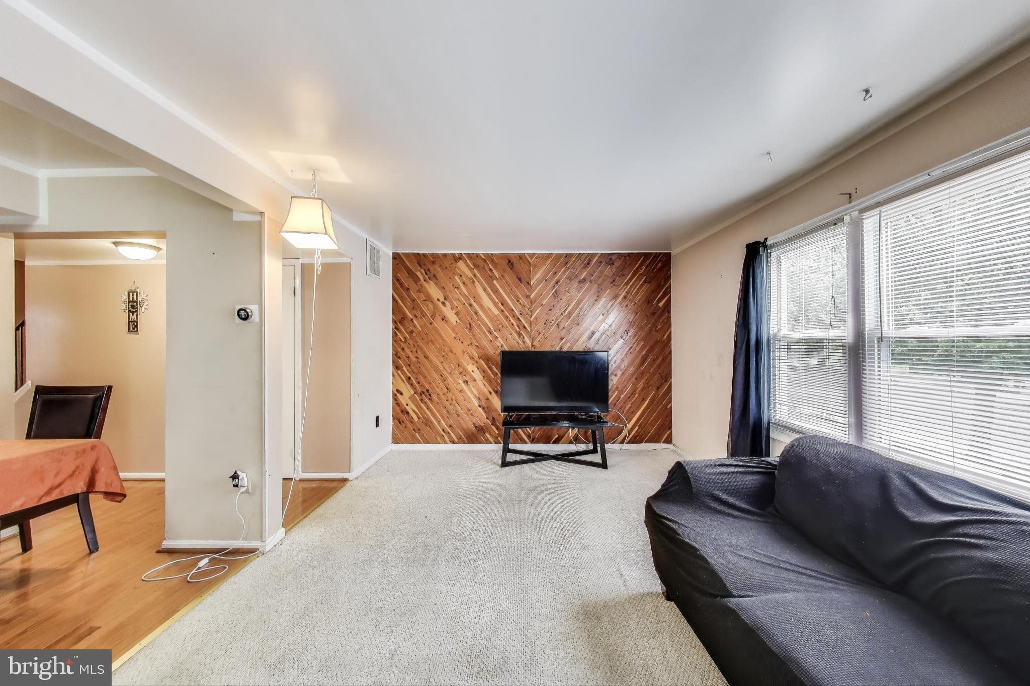 HILLCREST - Residential