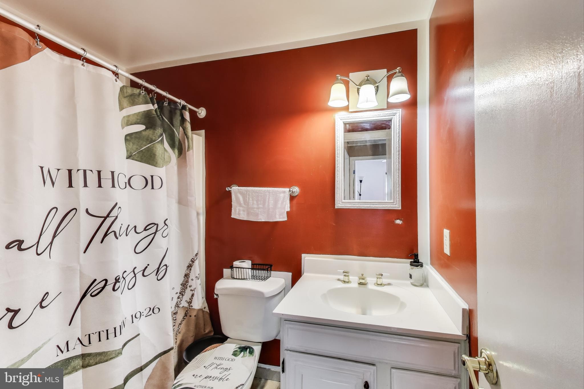 HILLCREST - Residential