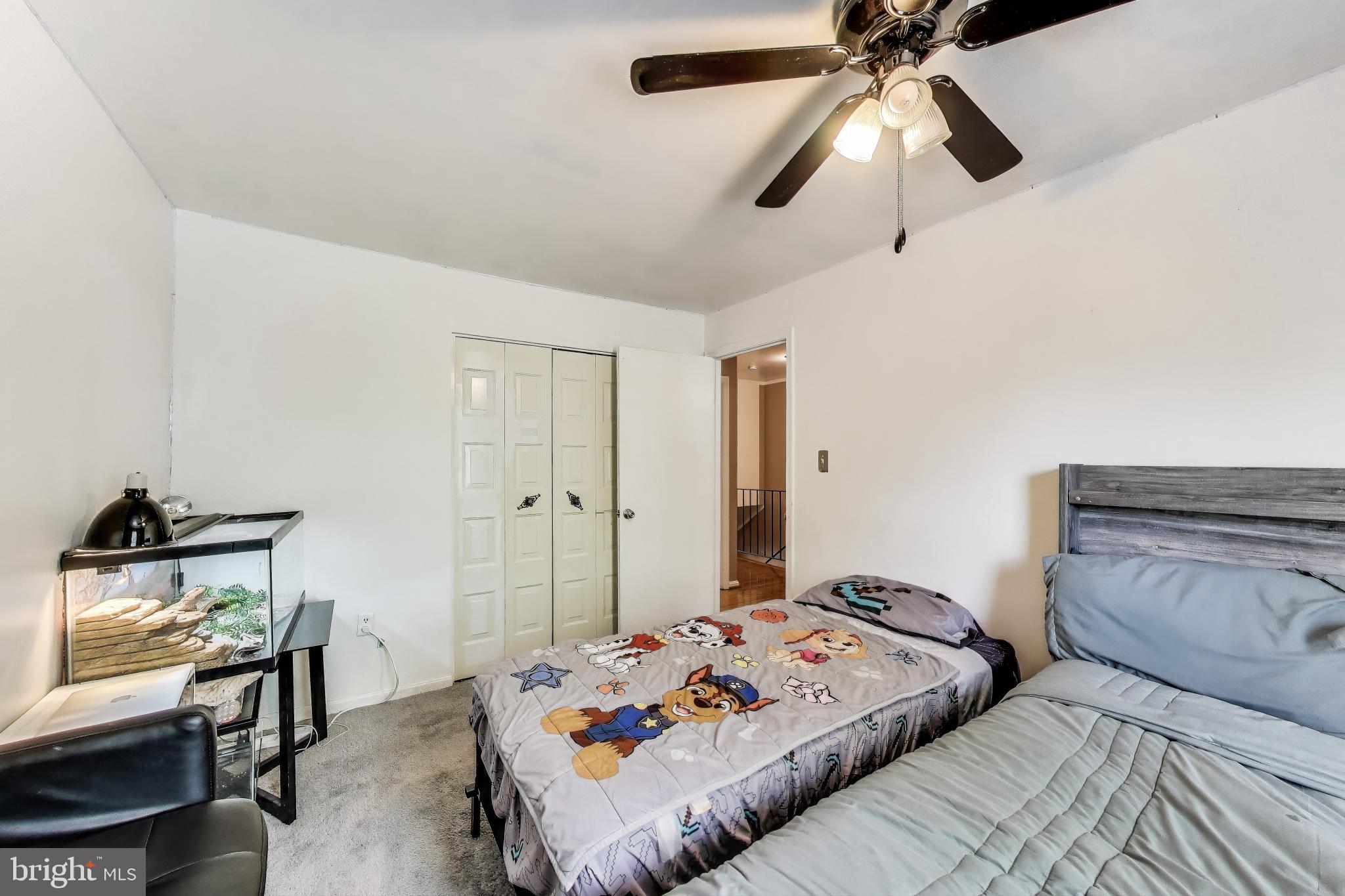 HILLCREST - Residential