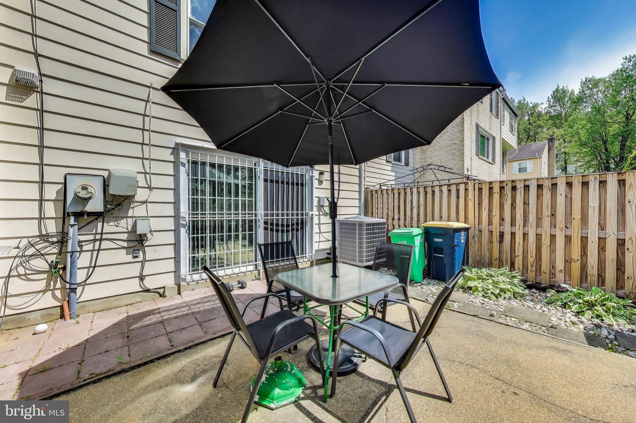 HILLCREST - Residential