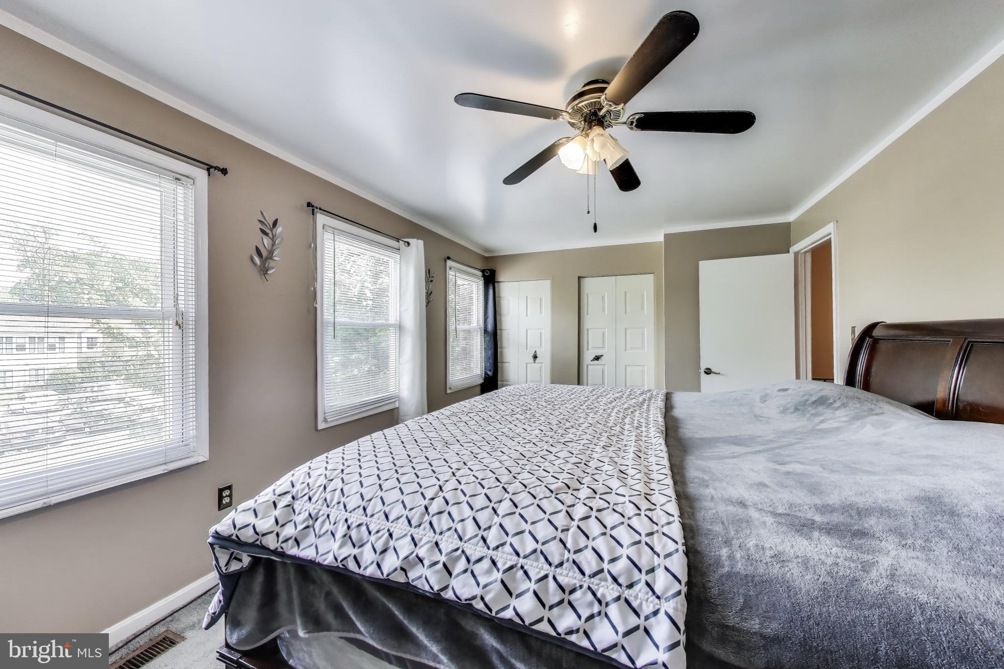 HILLCREST - Residential