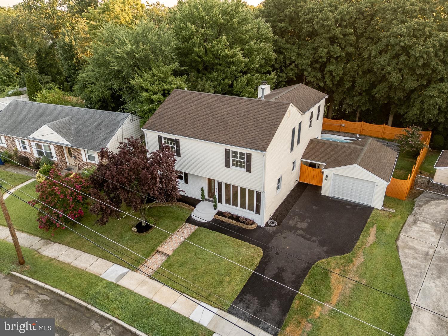 29 OVERBROOK AVENUE