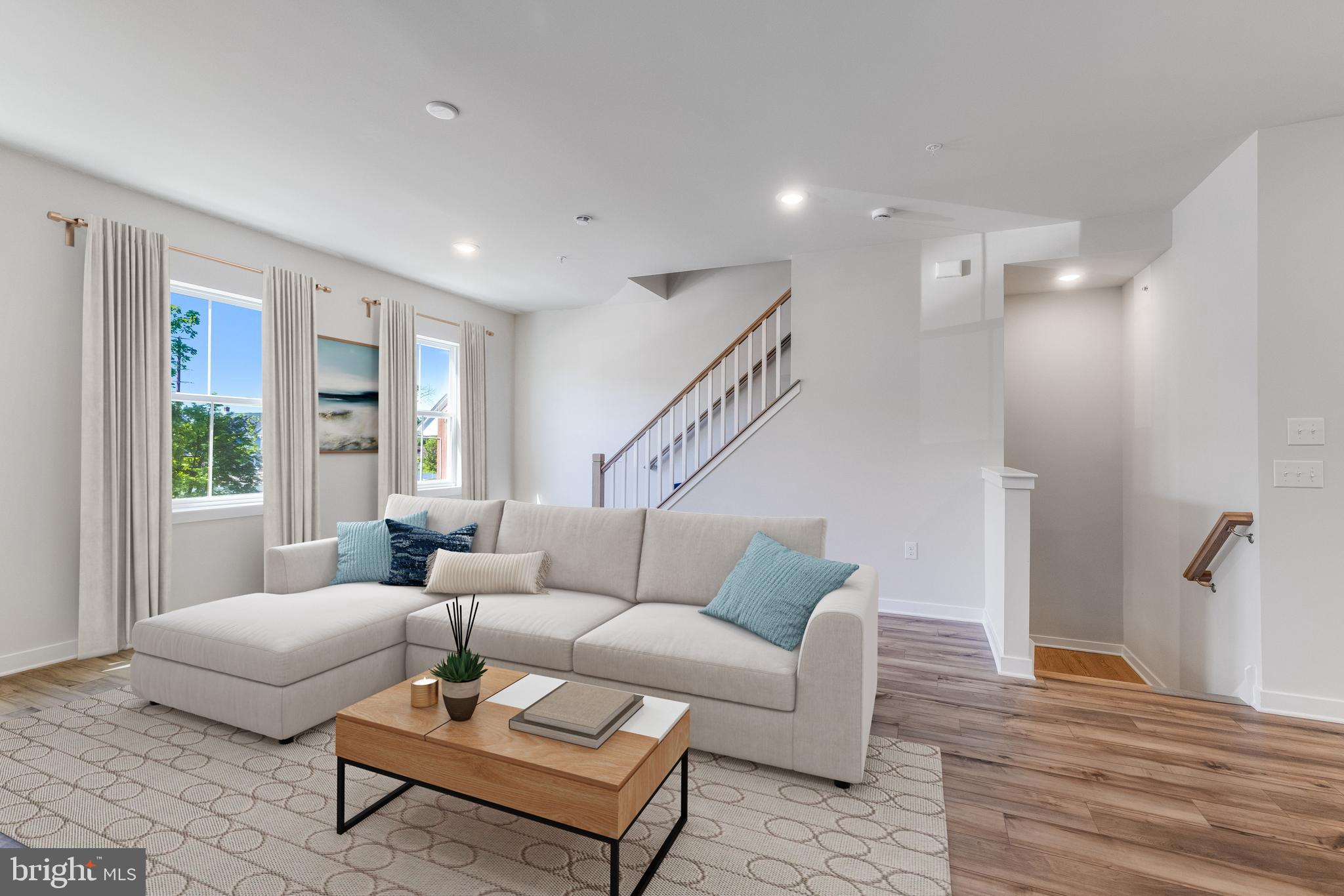 FREESTONE VILLAGE - Residential