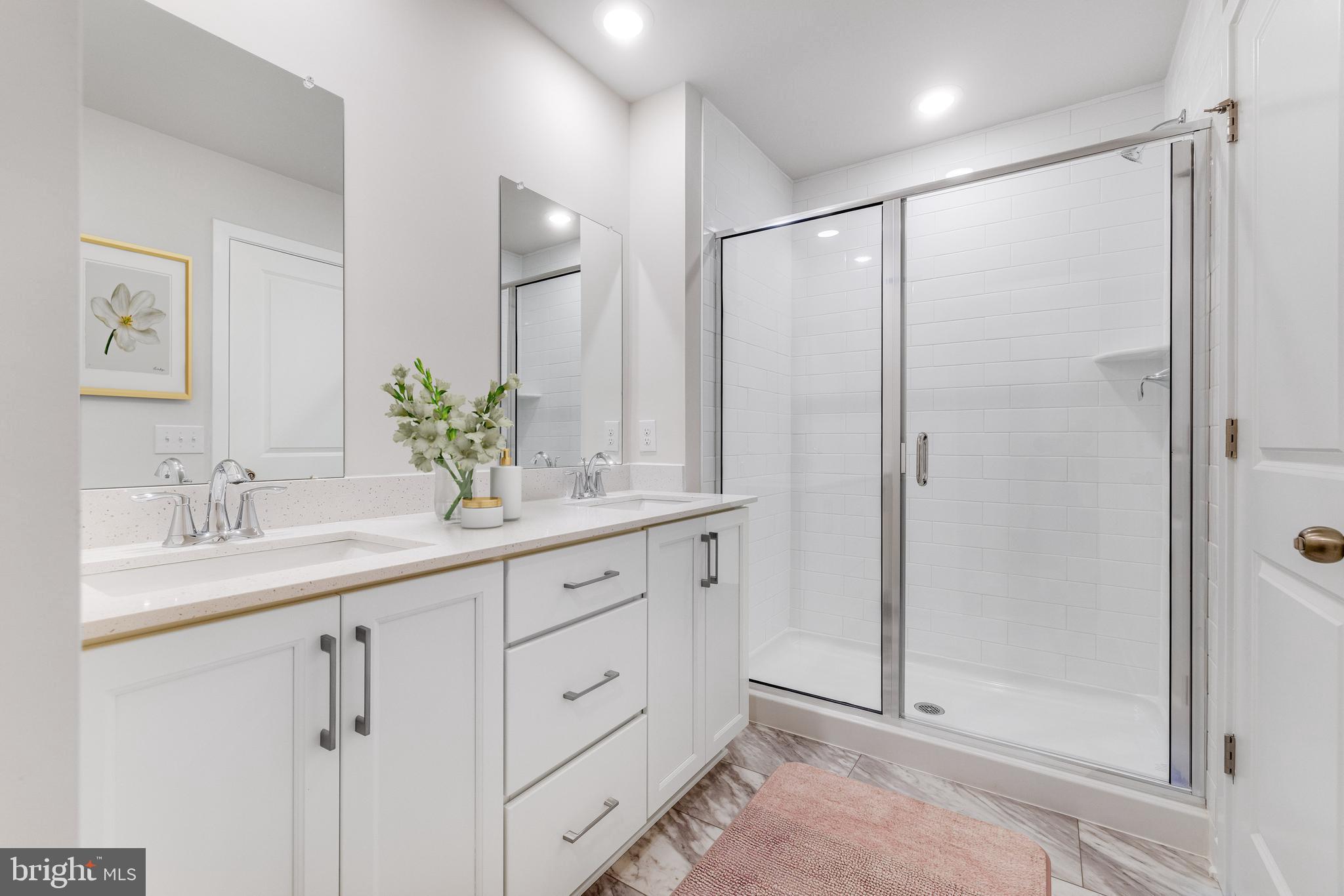 FREESTONE VILLAGE - Residential