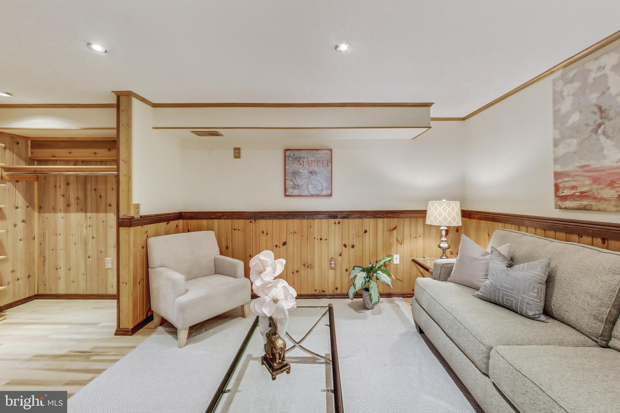 OVERLOOK HILLS - Residential