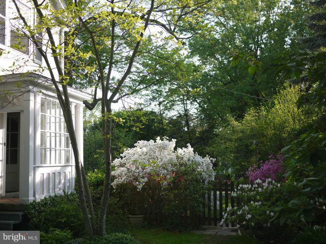 MOUNT WASHINGTON - Residential