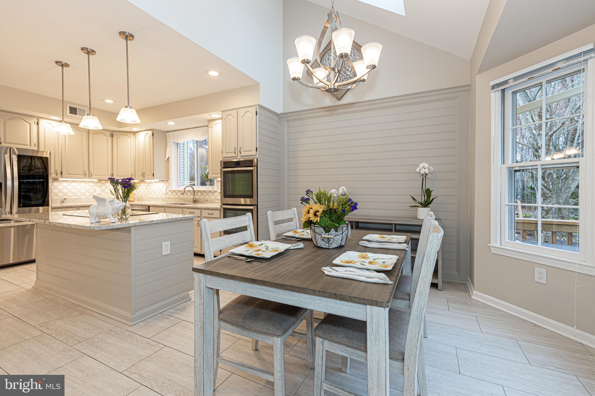 CROSSPOINTE - Residential