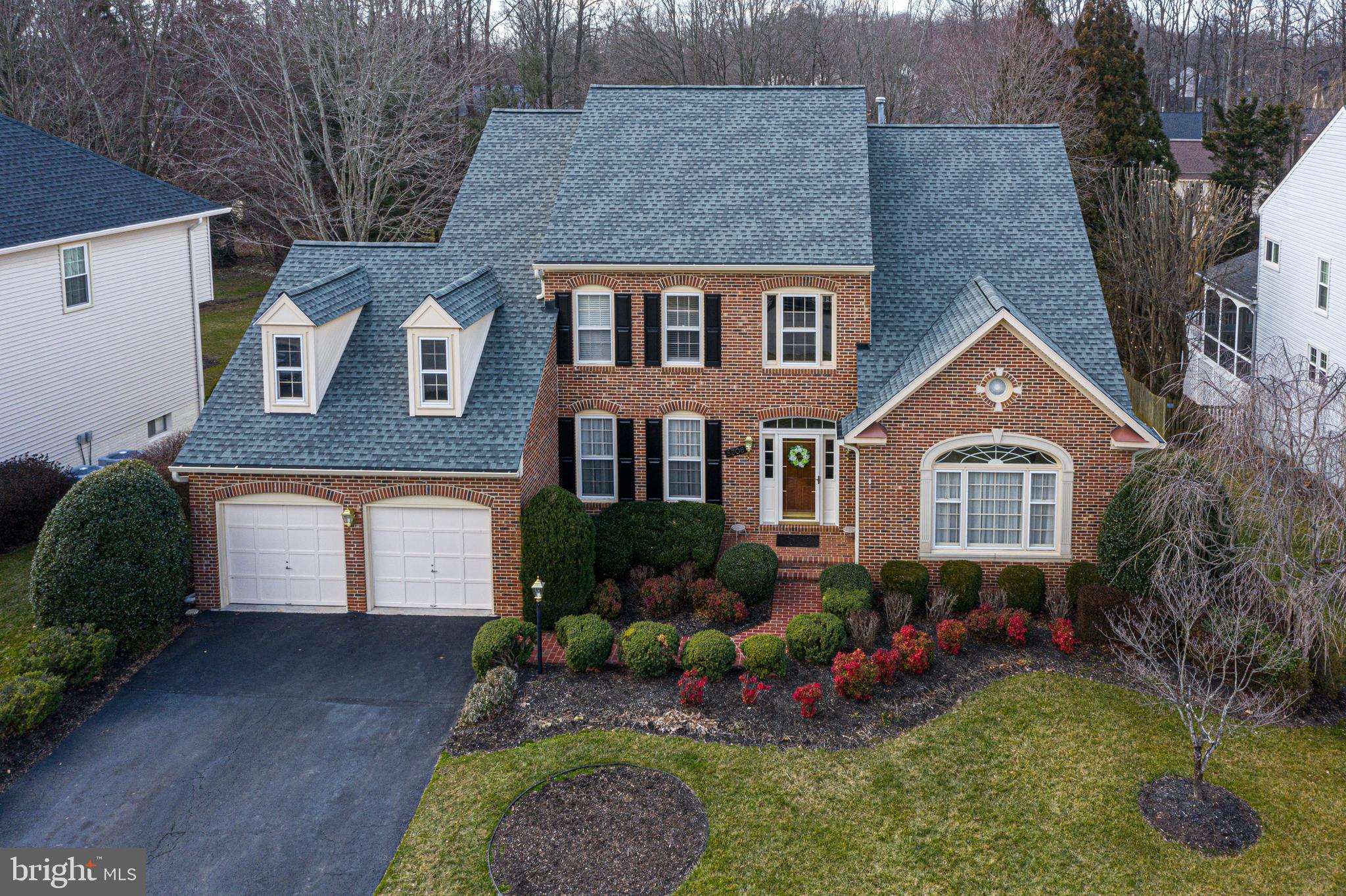 CROSSPOINTE - Residential