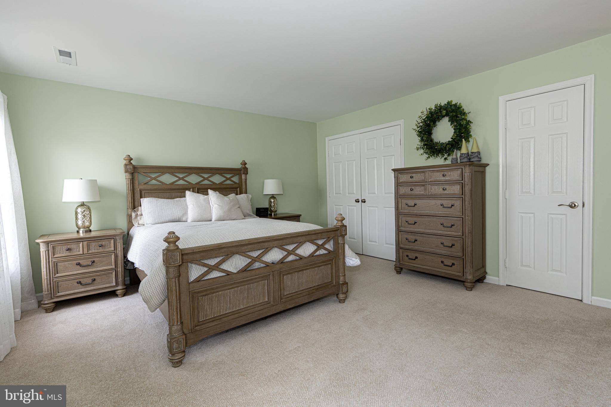 CROSSPOINTE - Residential