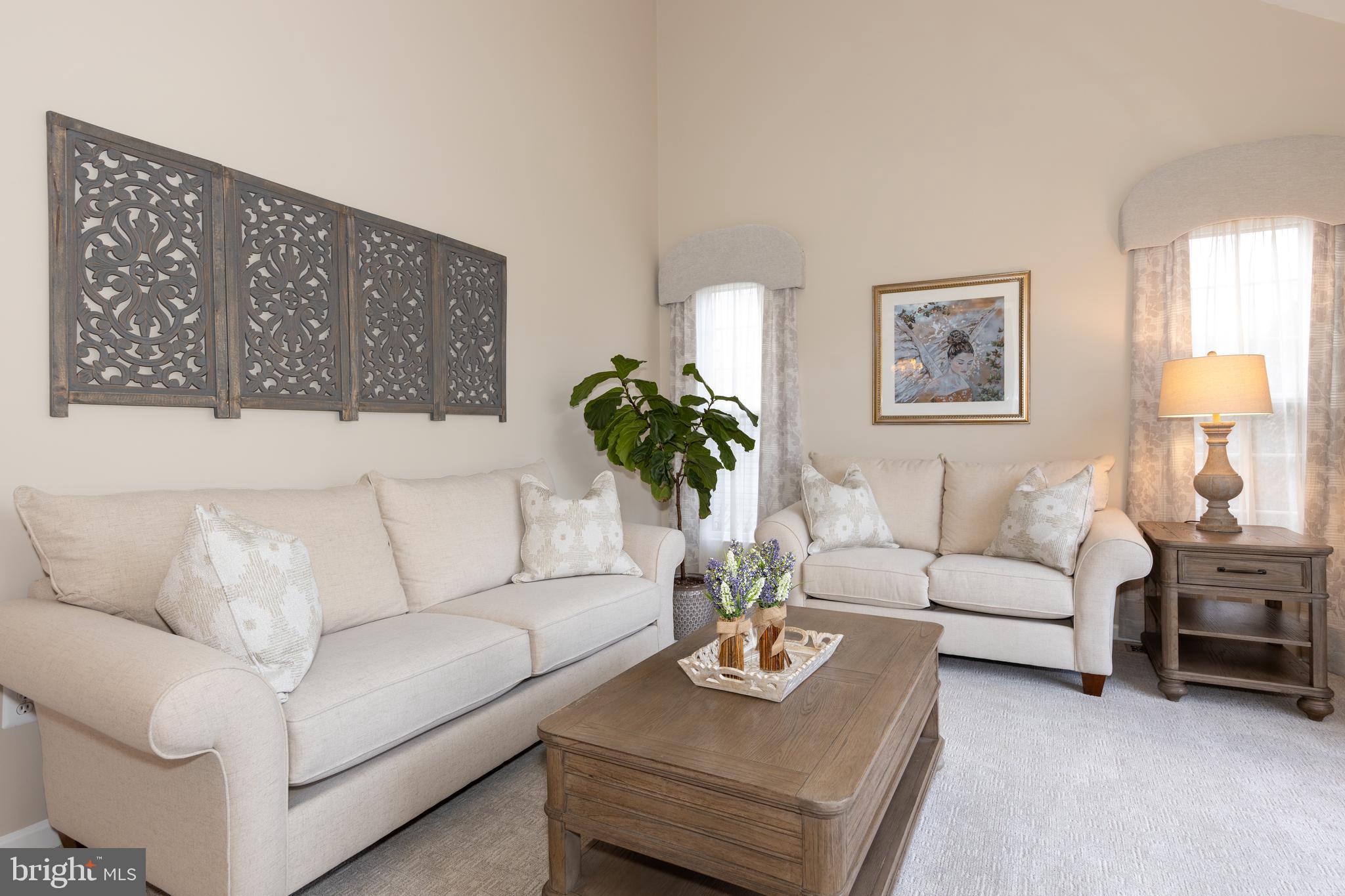 CROSSPOINTE - Residential