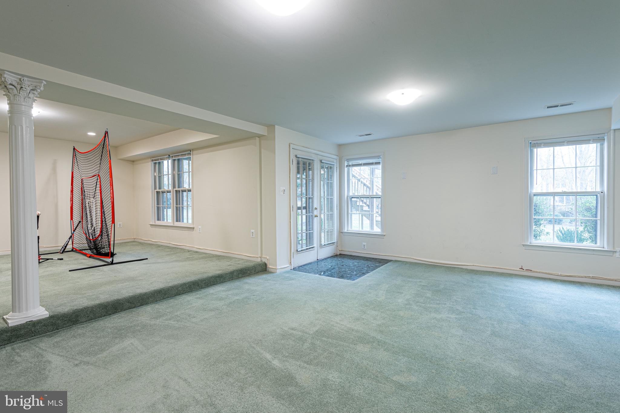 CROSSPOINTE - Residential