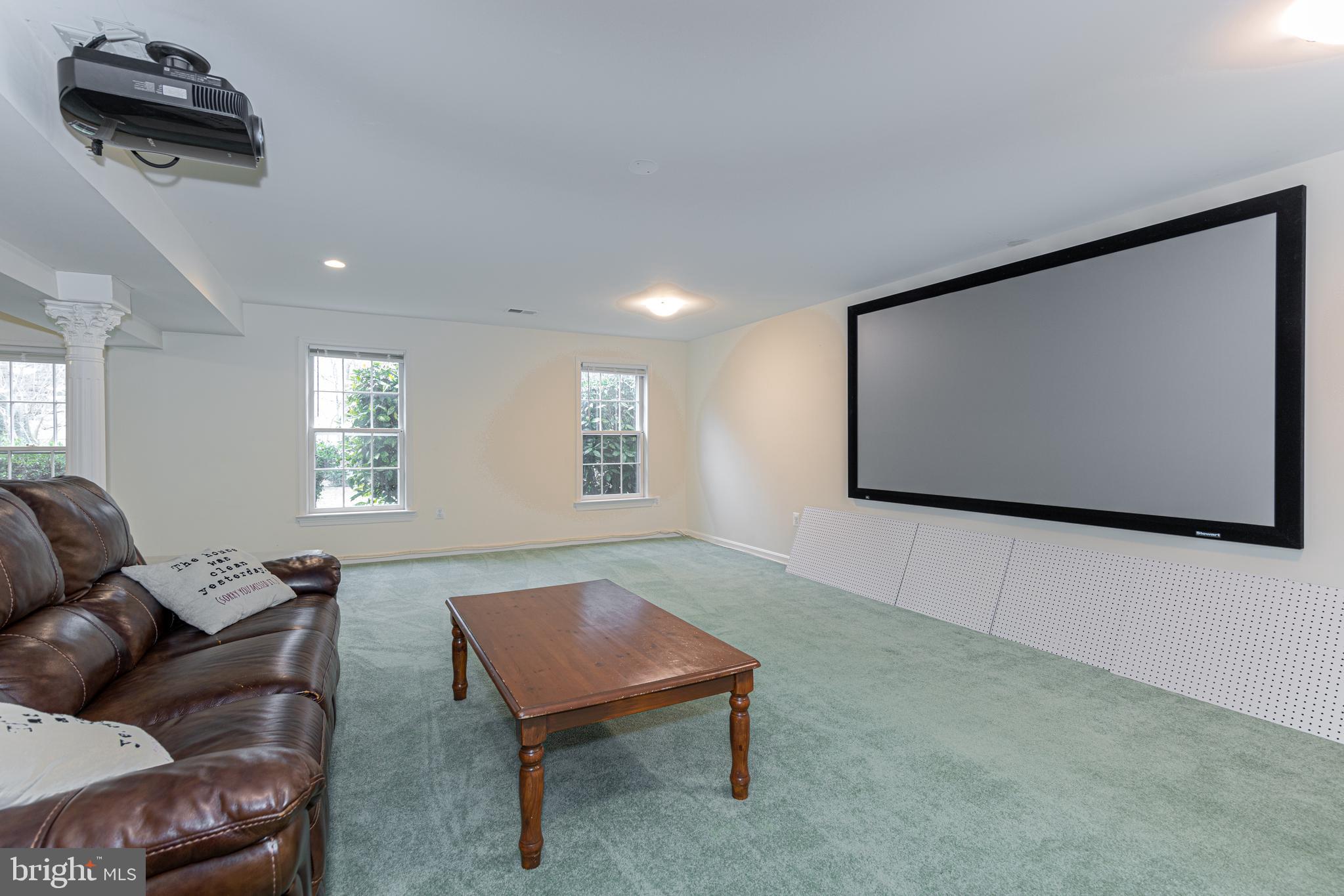 CROSSPOINTE - Residential