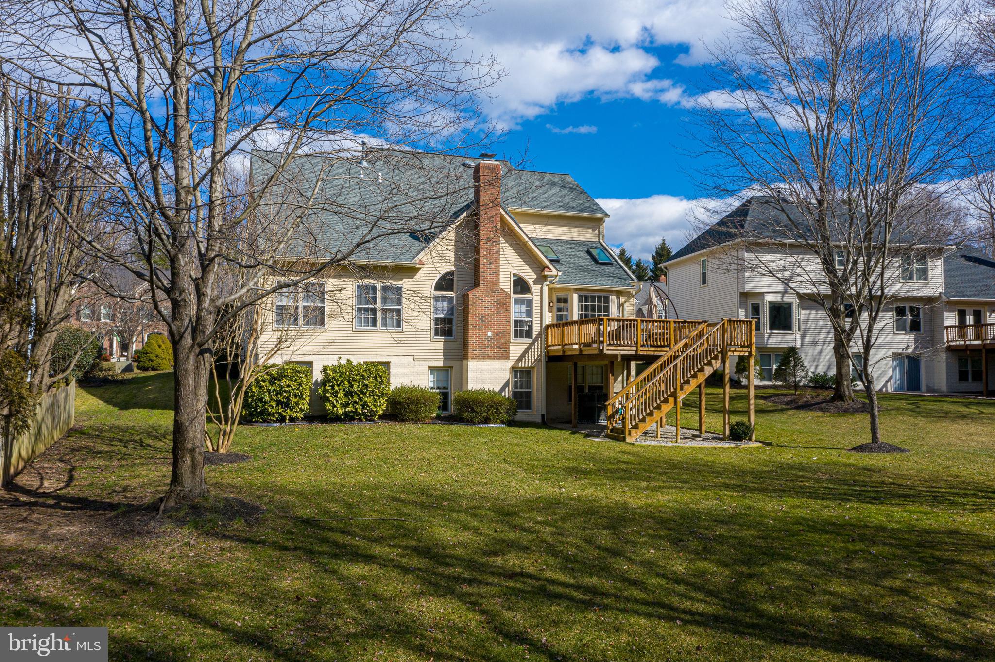 CROSSPOINTE - Residential