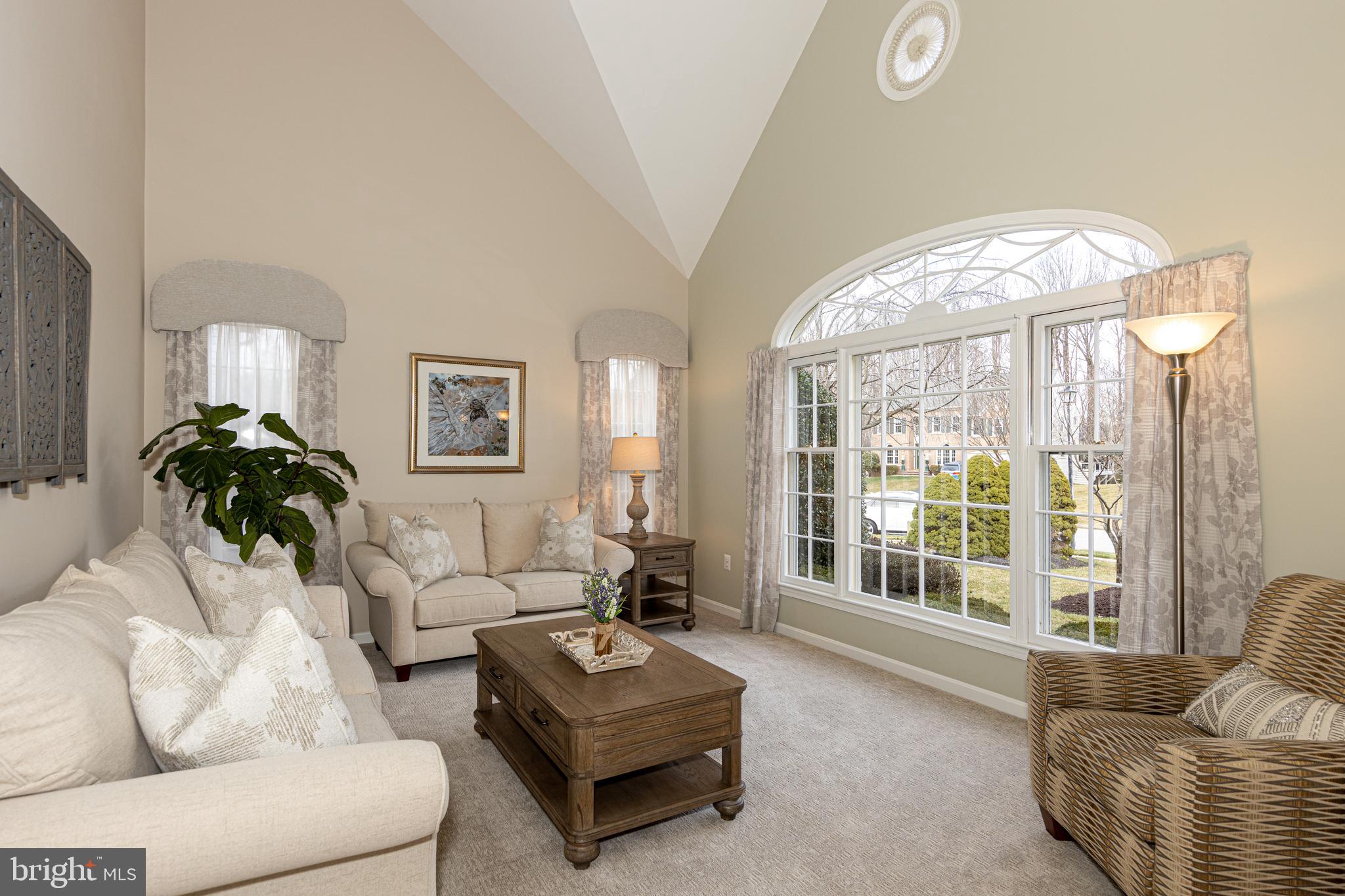 CROSSPOINTE - Residential