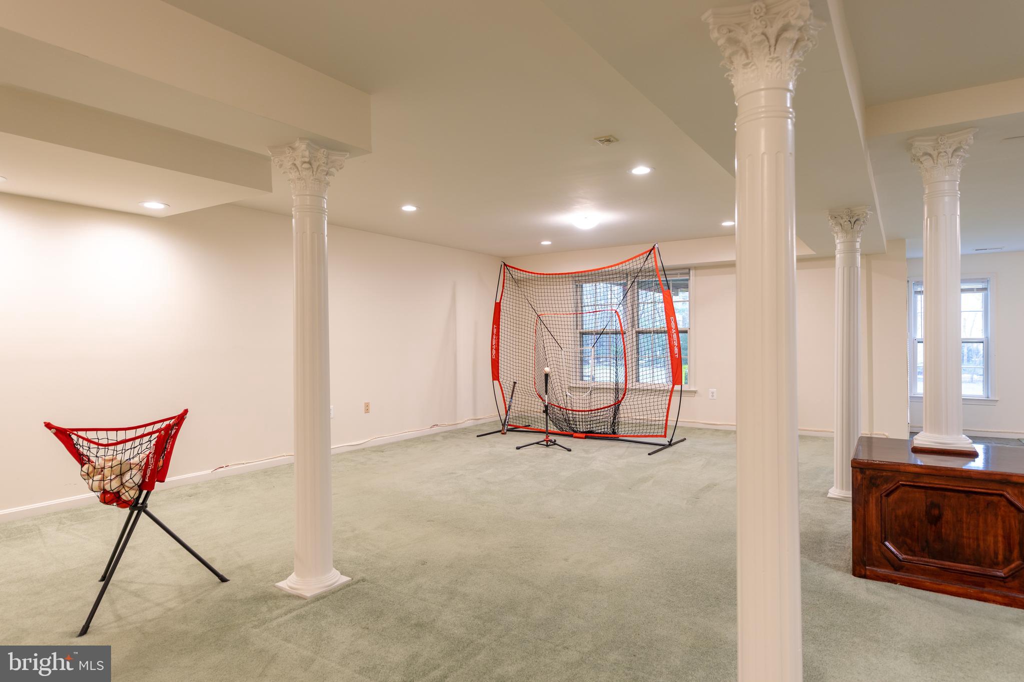 CROSSPOINTE - Residential