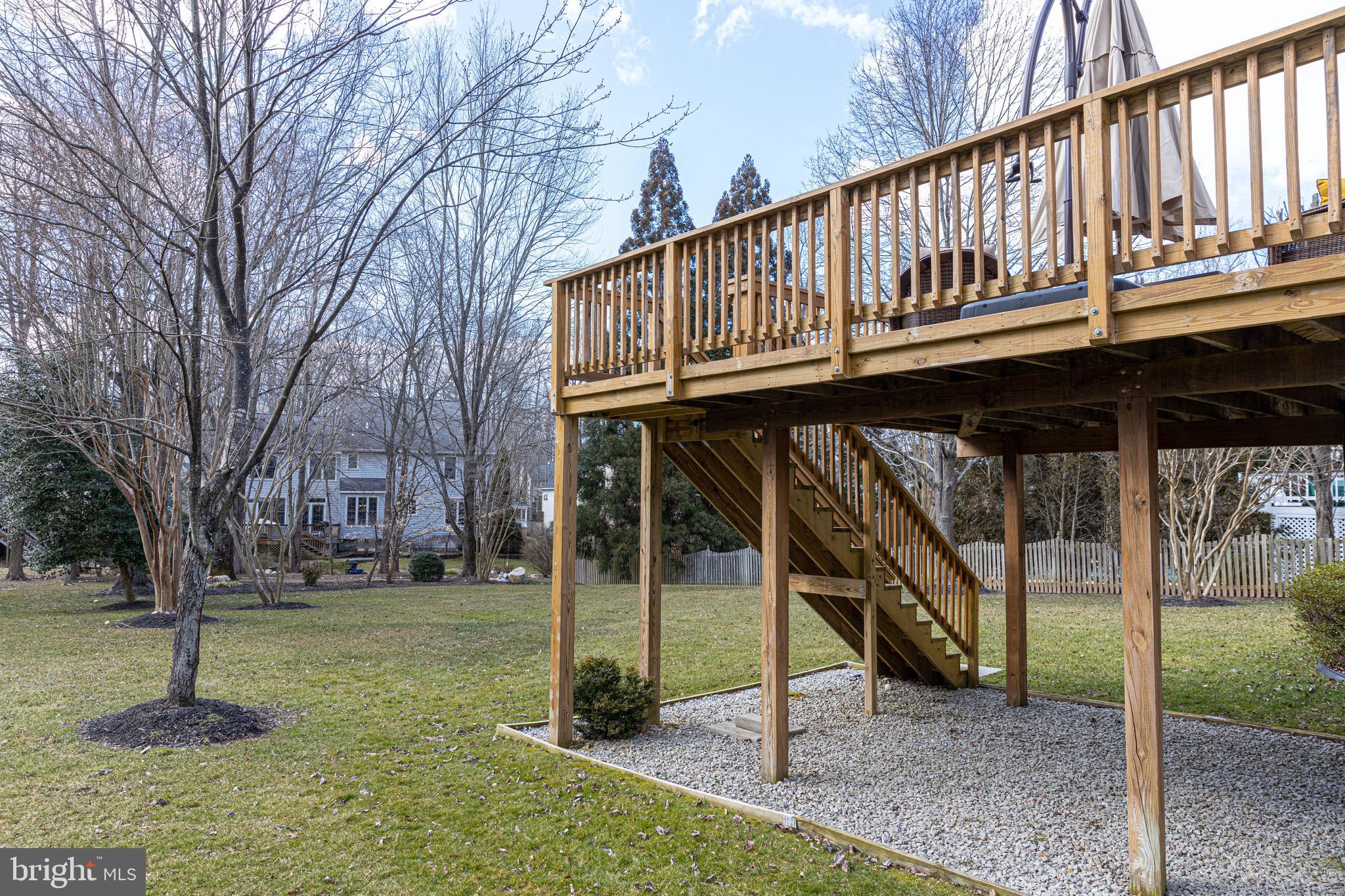 CROSSPOINTE - Residential