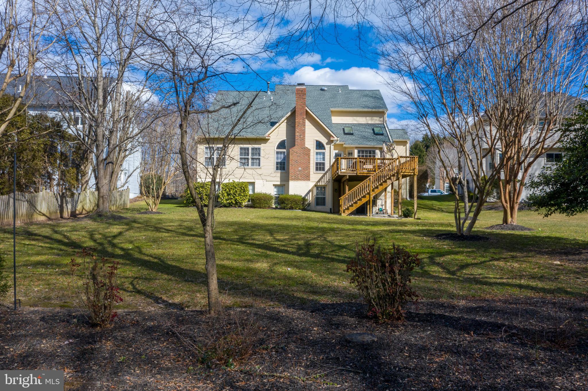 CROSSPOINTE - Residential