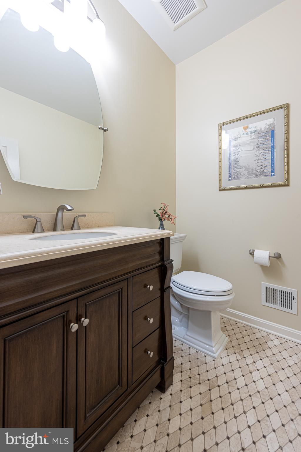 CROSSPOINTE - Residential