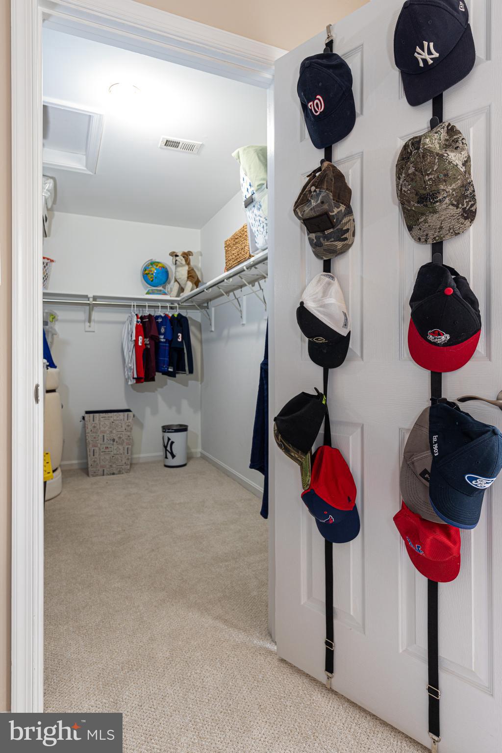 CROSSPOINTE - Residential