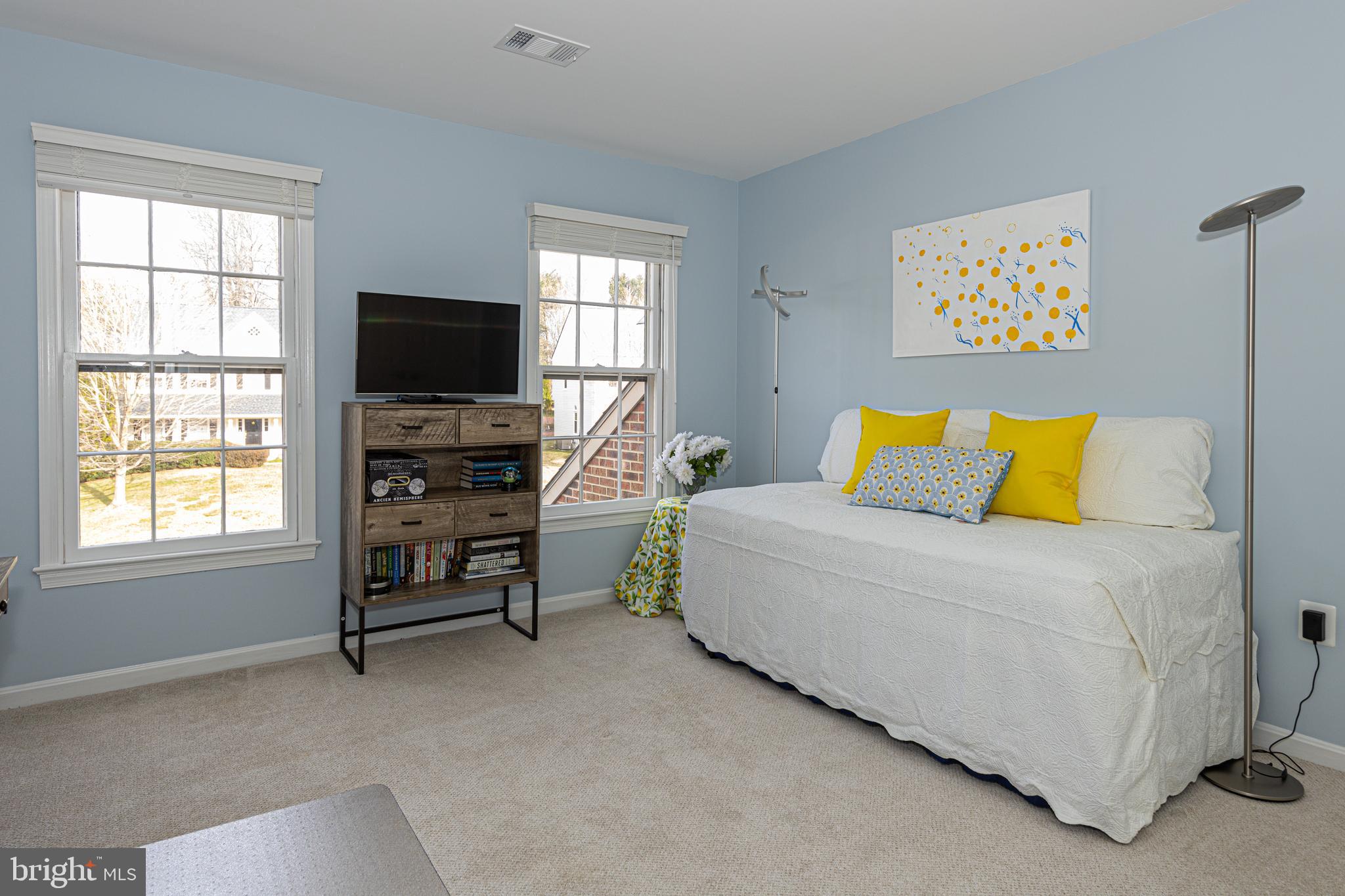 CROSSPOINTE - Residential