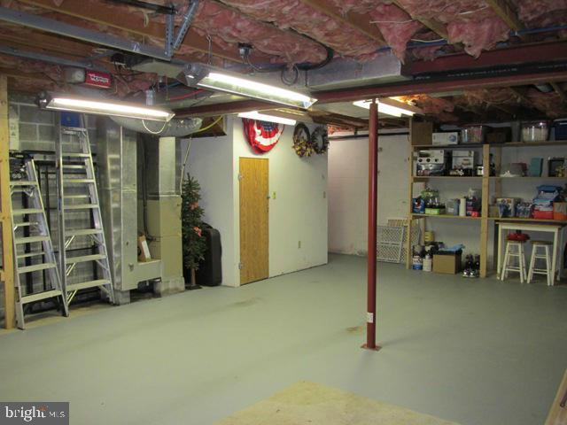 COOL CREEK CONDOS - Residential